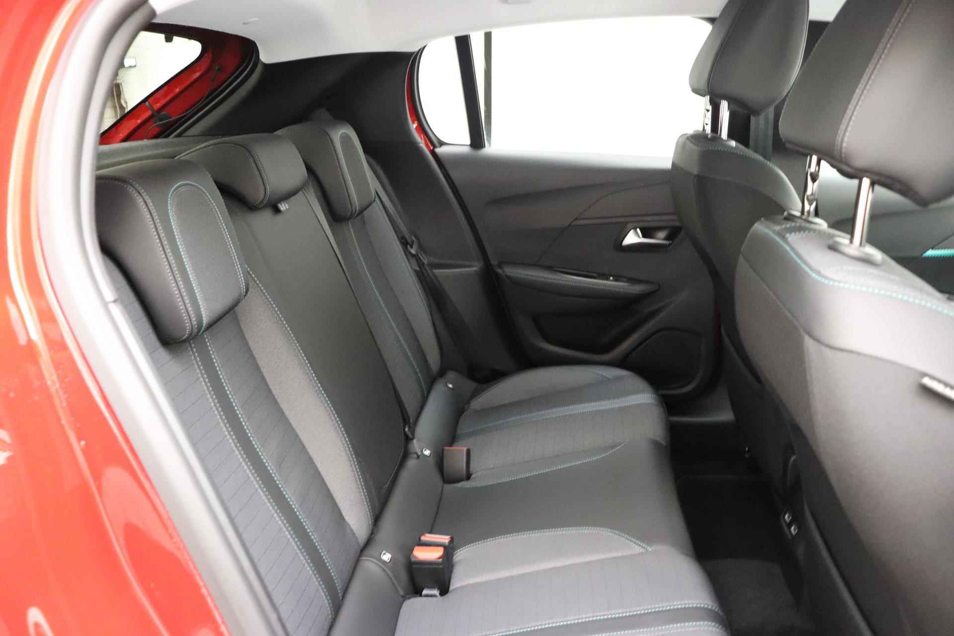 Peugeot e-208 EV Allure Pack 50 kWh 100% Elektrisch | Camera | Parkeersensor Achter | Cruise Control | Airco | Stoelverwarming | Radio | Bluetooth  | - 17/33