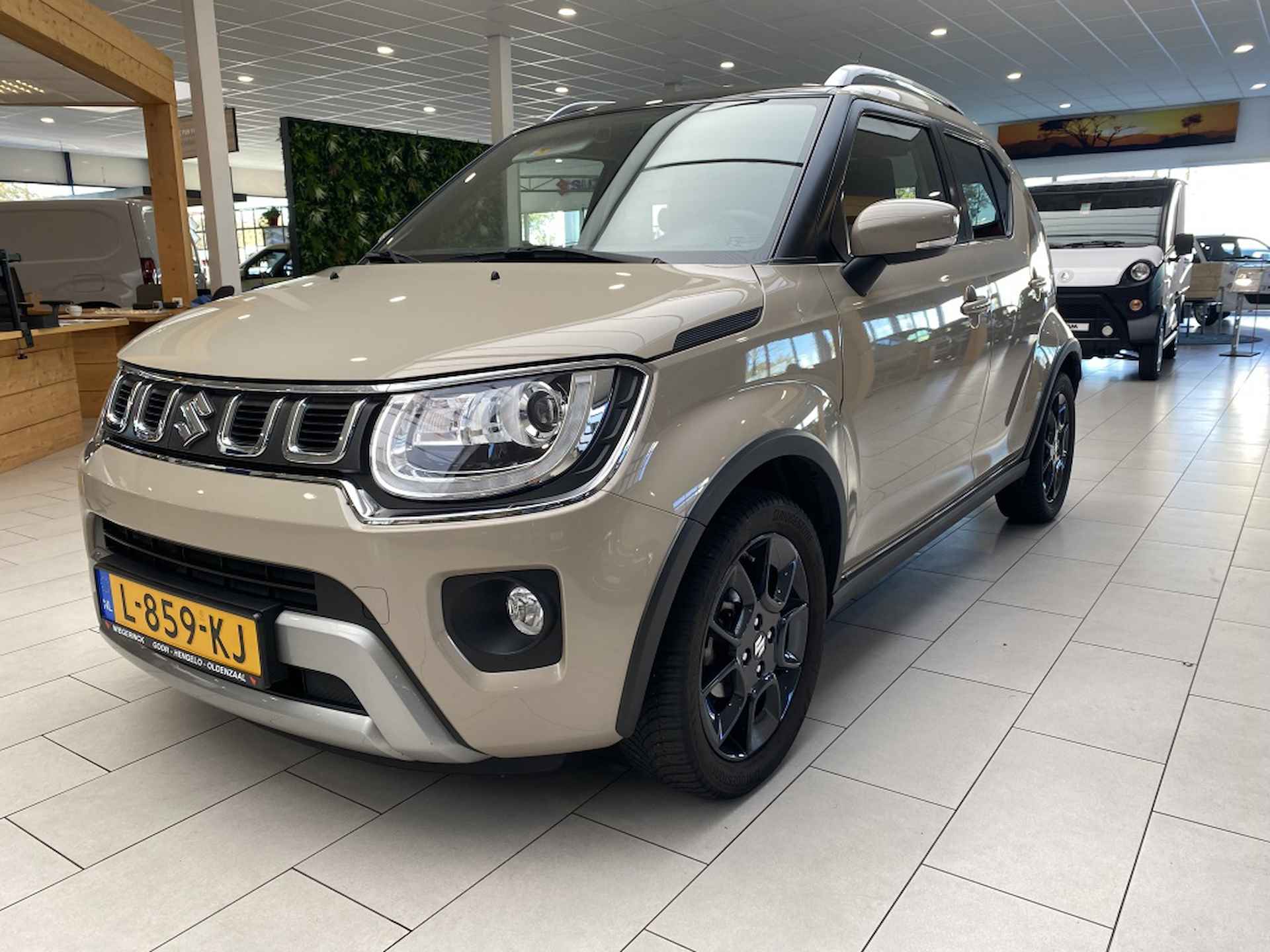 Suzuki Ignis 1.2 Smart Hybrid Style [CRUISE CONTROL | CARPLAY | CLIMATE CONTR - 3/25