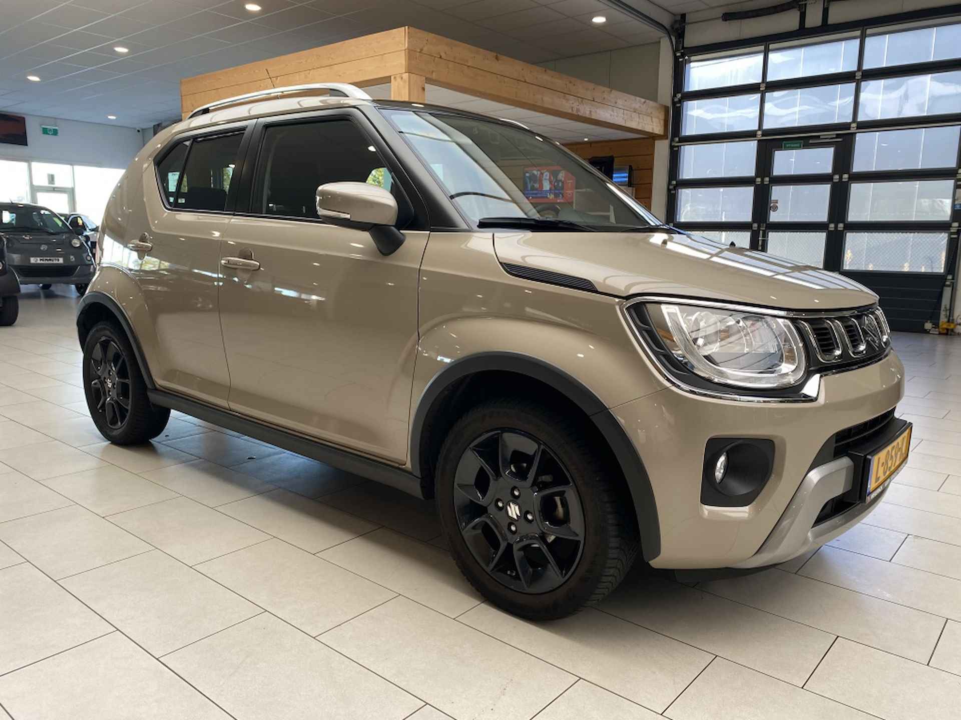 Suzuki Ignis 1.2 Smart Hybrid Style [CRUISE CONTROL | CARPLAY | CLIMATE CONTR - 10/25