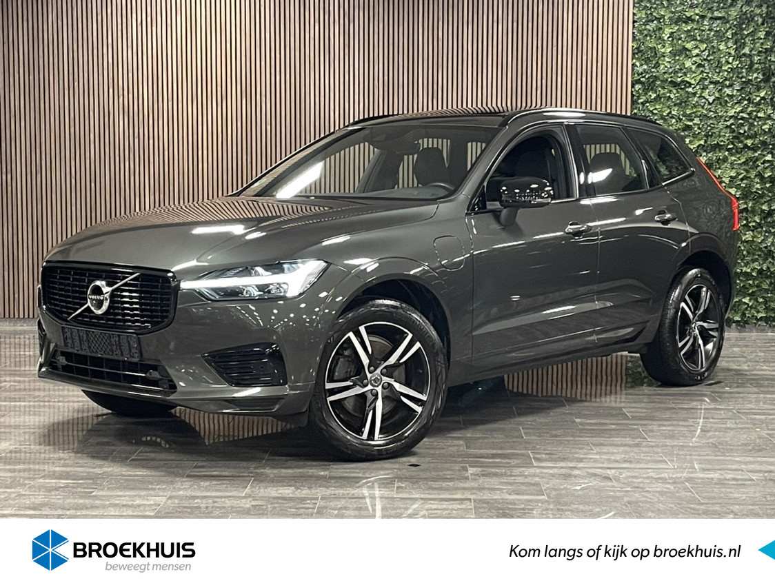 Volvo XC60 T6 AWD Recharge R-Design | Pine Grey! | Trekhaak | 360° Camera | Harman Kardon | Adaptieve Cruise Control | Stoelverwarming voor