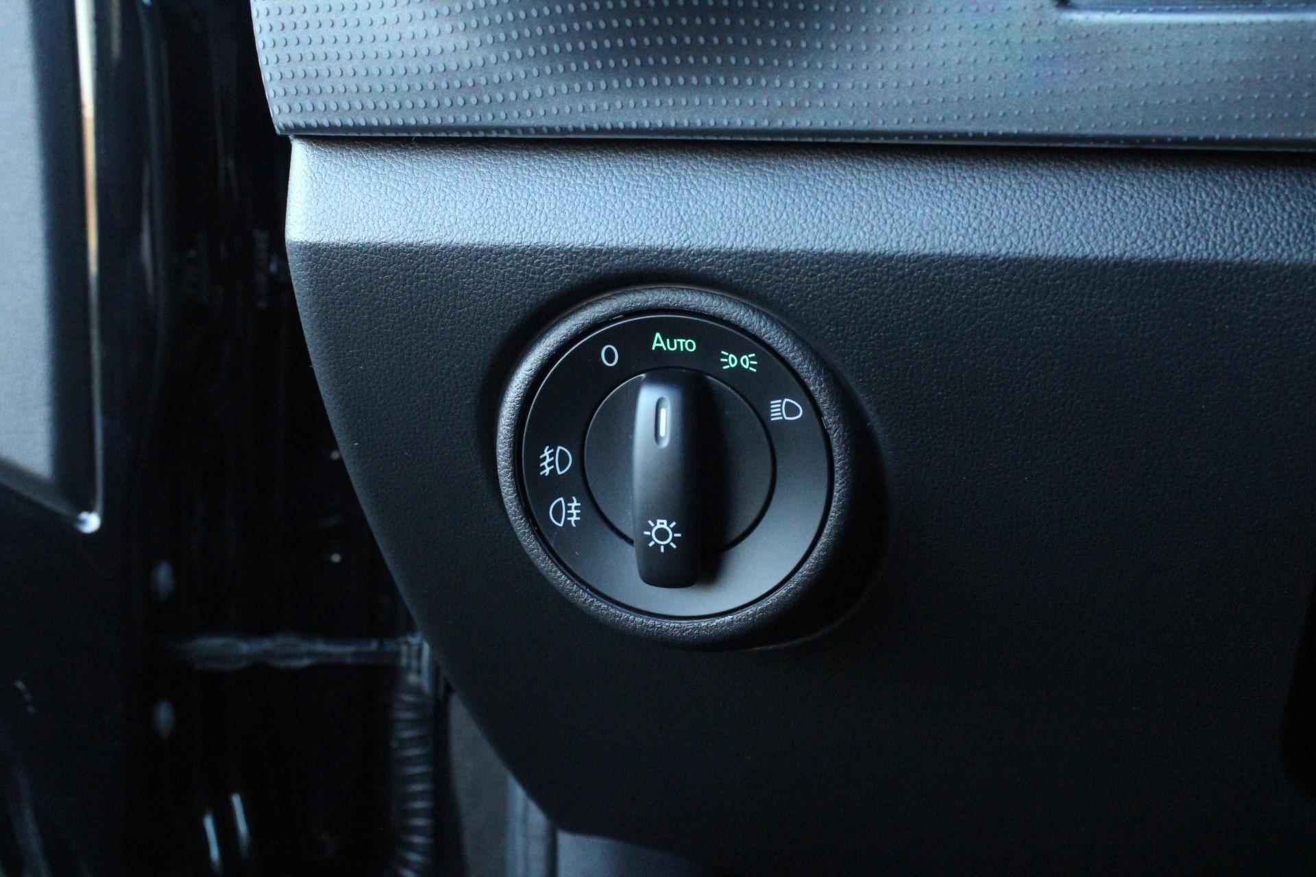 Skoda Citigo e-iV 83pk EV Style | DAB | Airco Automatisch | Bluetooth | Regensensor - 37/41