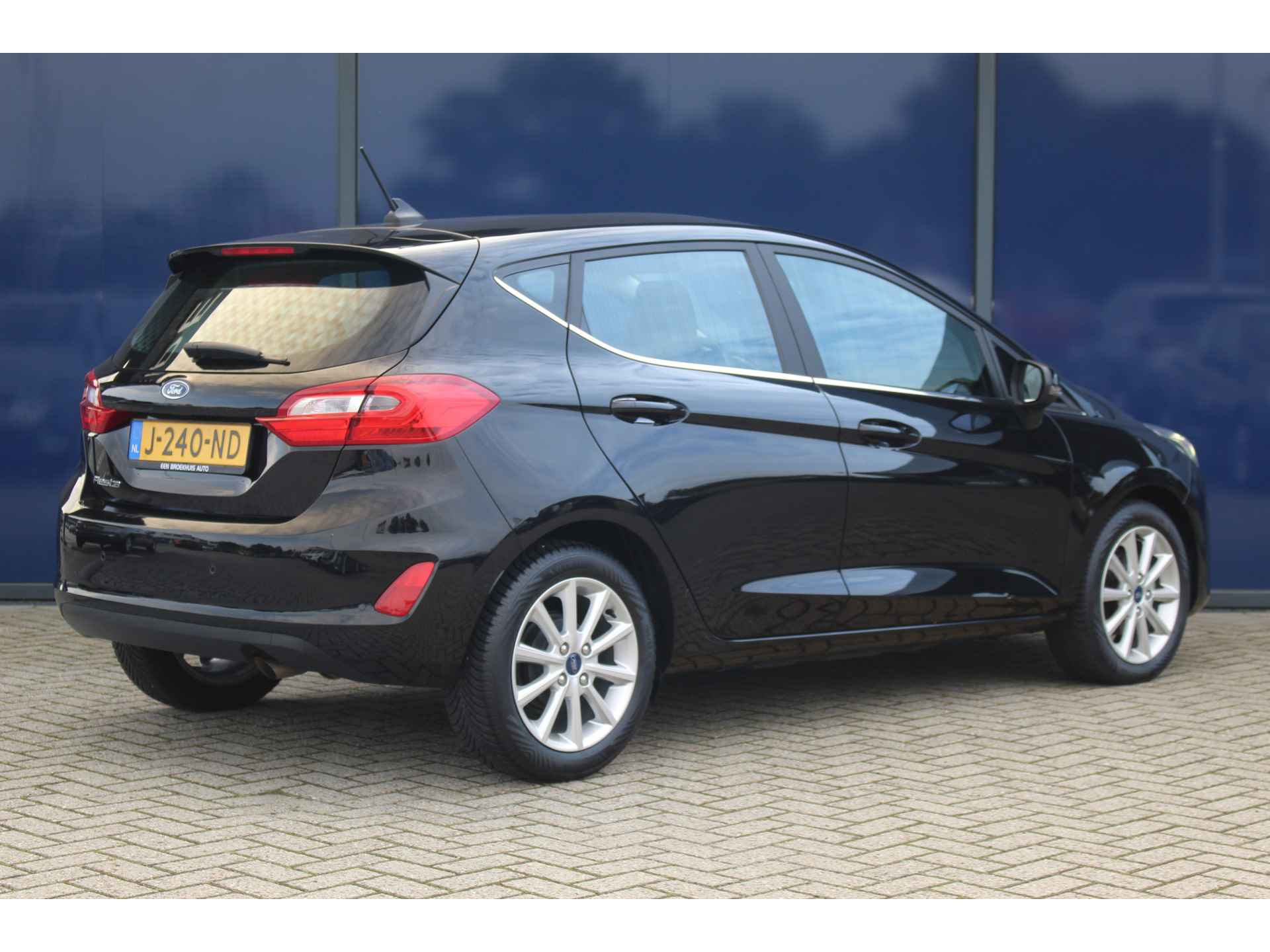 Ford Fiesta 1.0 EcoBoost Titanium - 2/36