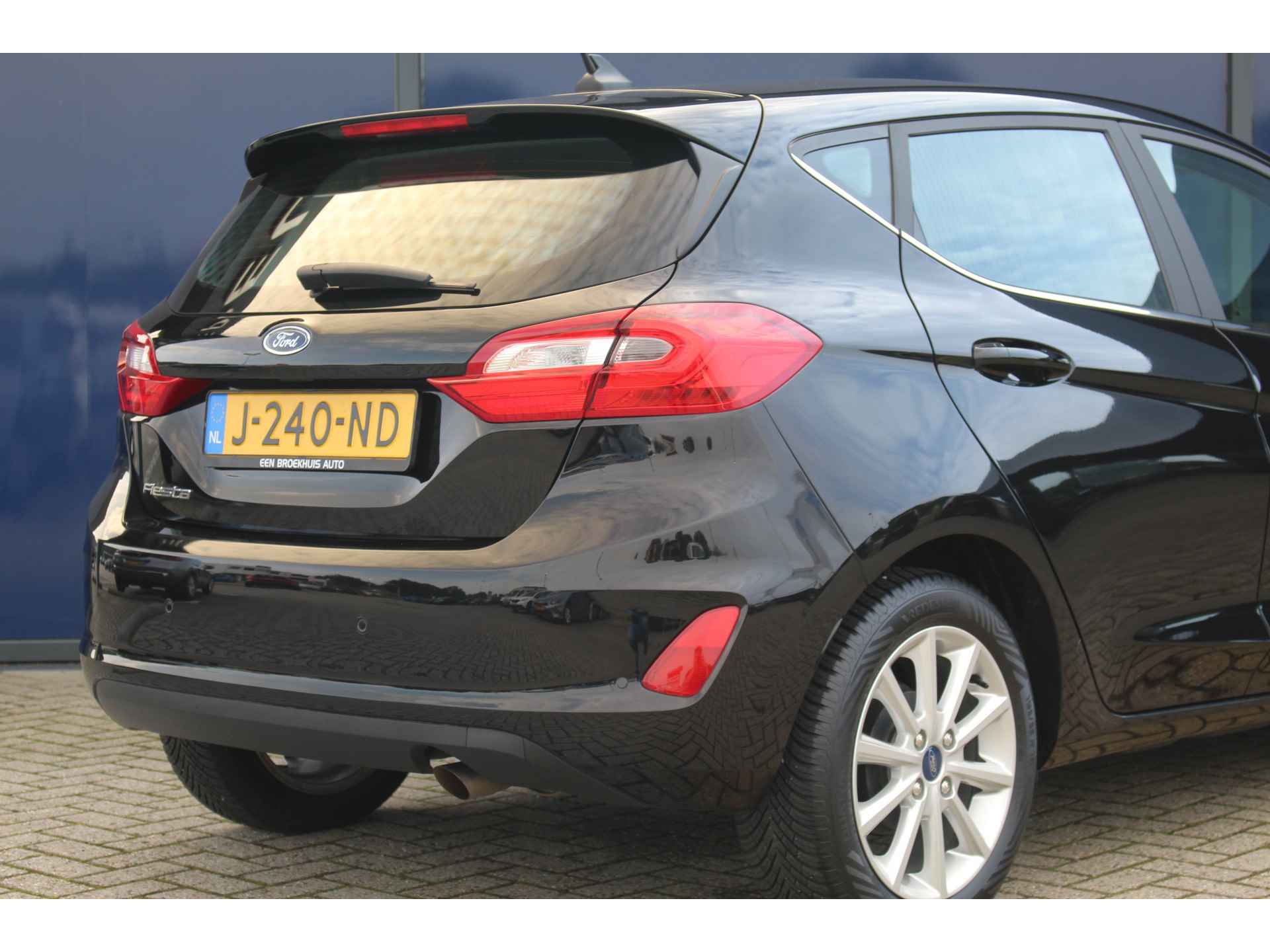 Ford Fiesta 1.0 EcoBoost Titanium - 18/36