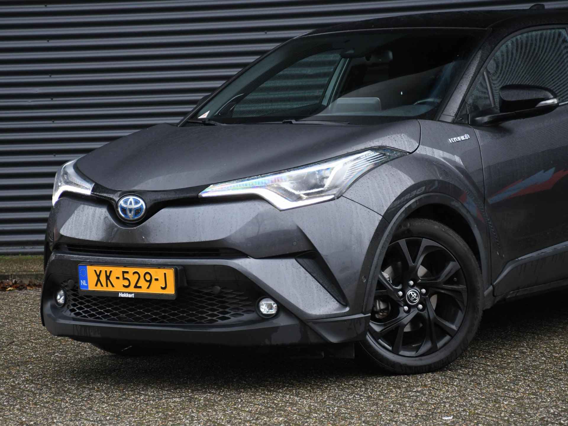 Toyota C-HR Bi-Tone 1.8 Hybrid 123pk Automaat DODE HOEK | ADAP. CRUISE | 18''LM | KEYLESS ENTRY | STOELVERWARMING | DAB | CAMERA - 2/32