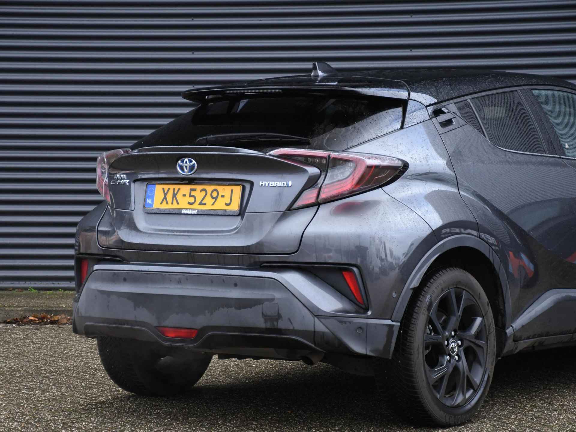 Toyota C-HR Bi-Tone 1.8 Hybrid 123pk Automaat DODE HOEK | ADAP. CRUISE | 18''LM | KEYLESS ENTRY | STOELVERWARMING | DAB | CAMERA - 5/32