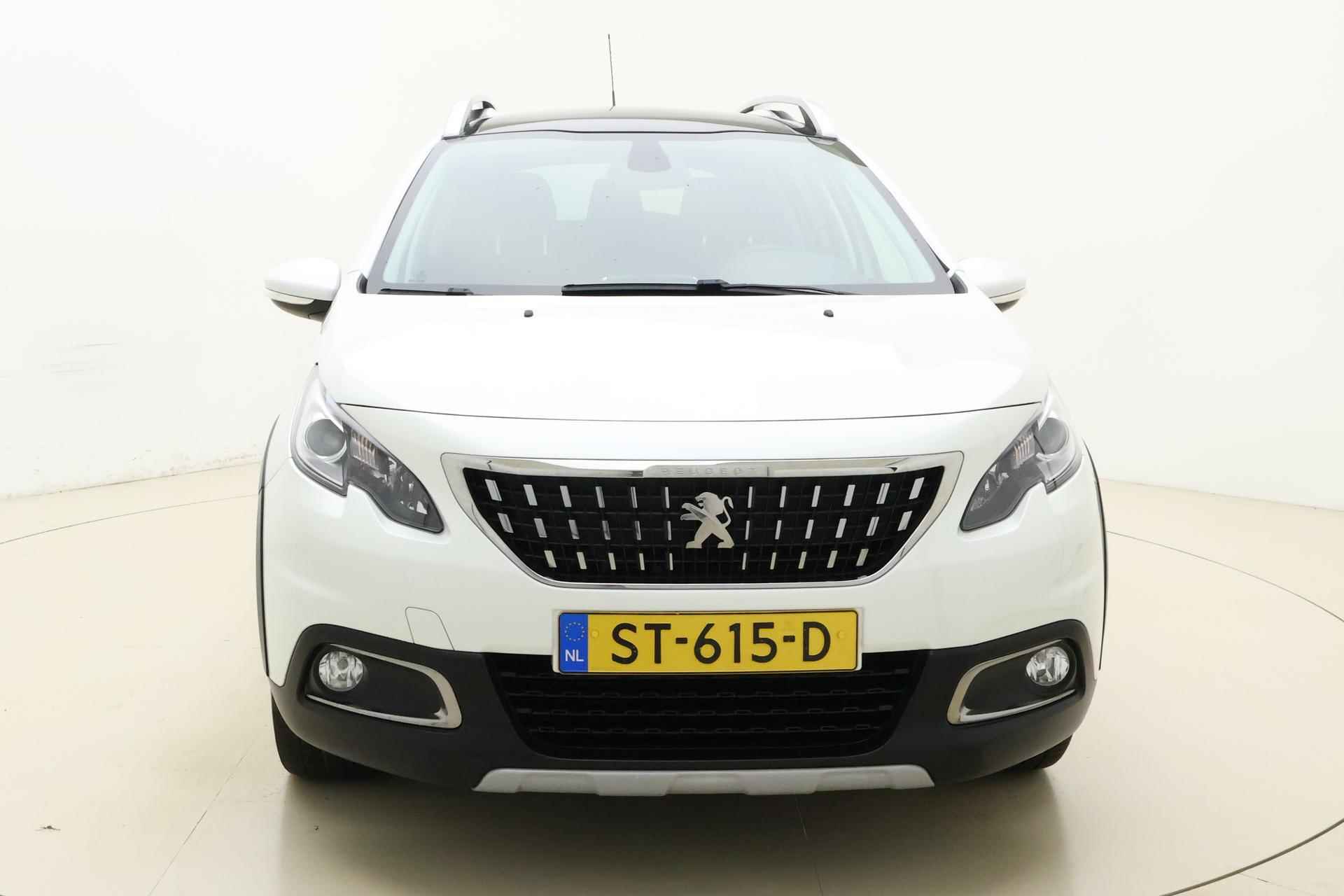 Peugeot 2008 1.2 PureTech GT-line 110pk | Navigatie | Trekhaak | Panoramadak | Climate Control | Lichtmetalen Velgen | Cruise Control - 7/33