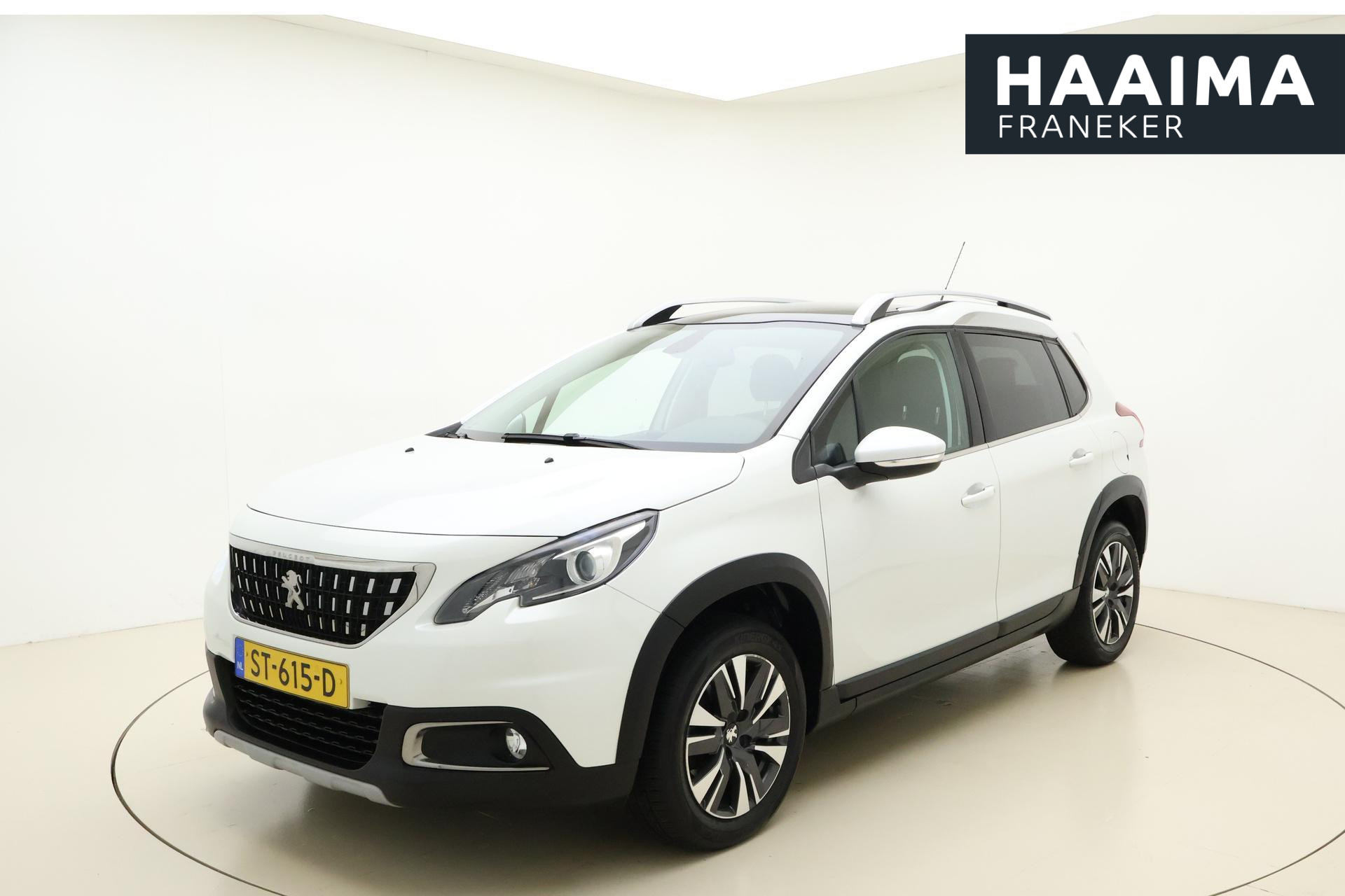 Peugeot 2008 1.2 PureTech GT-line 110pk | Navigatie | Trekhaak | Panoramadak | Climate Control | Lichtmetalen Velgen | Cruise Control