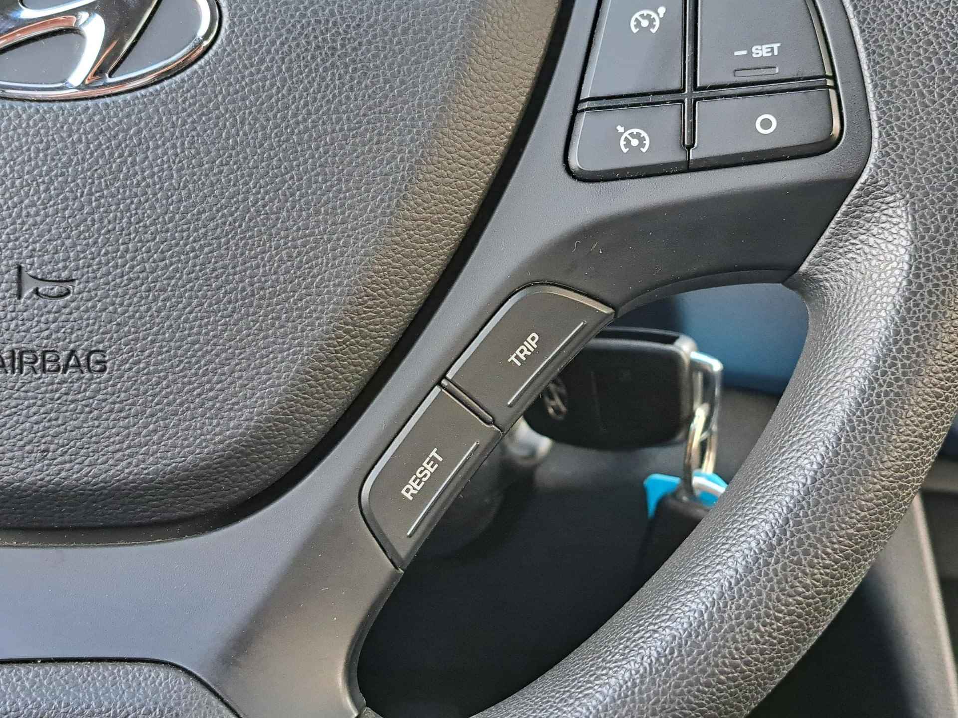 Hyundai i10 1.0i i-Motion Comfort | Apple Carplay & Android | Airco | Cruise control - 23/29