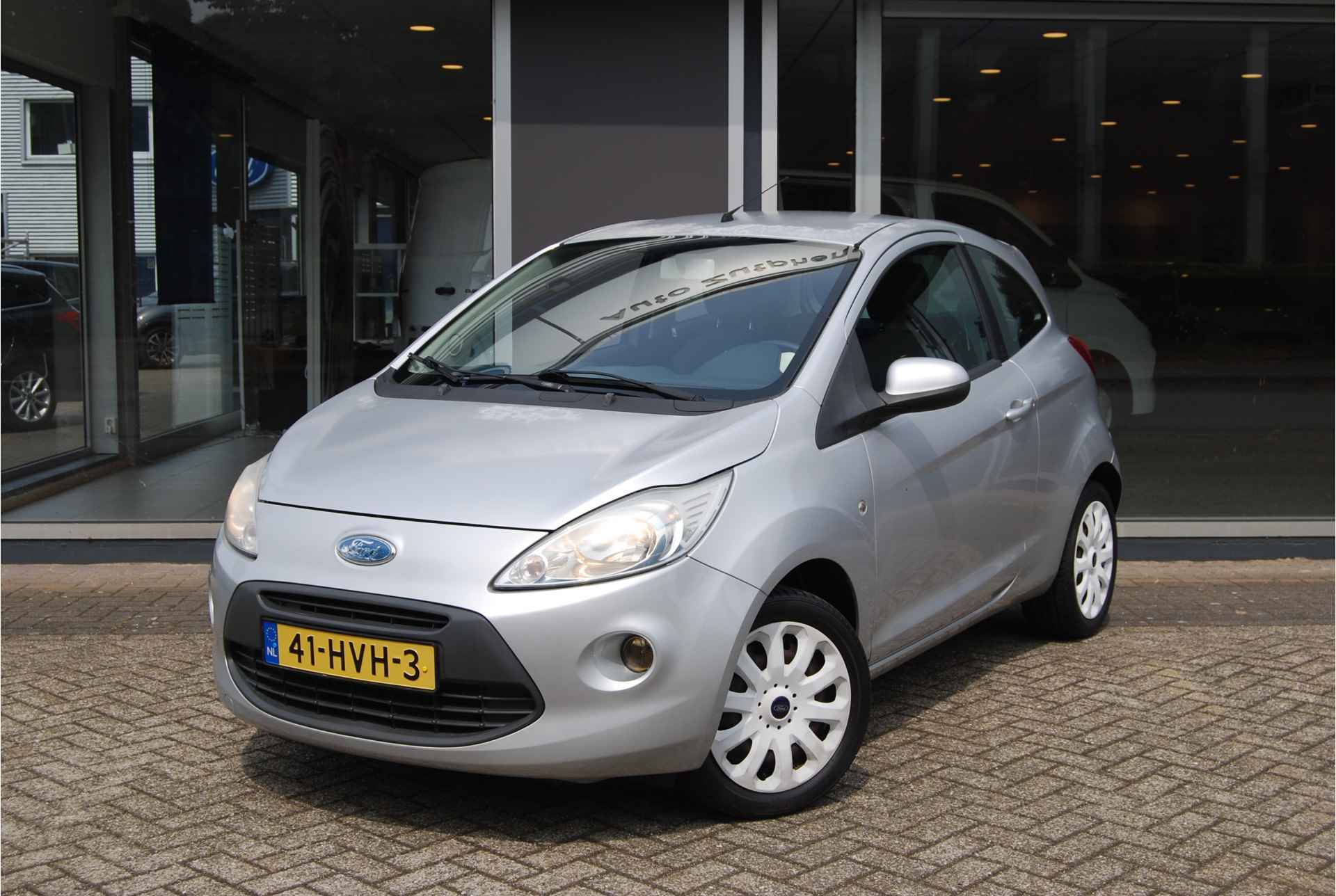 Ford Ka 1.2 Titanium NL-AUTO | 1E EIG | AIRCO | MP3 SPELER | HOGE INSTAP | ELEKTR.RAMEN - 2/35