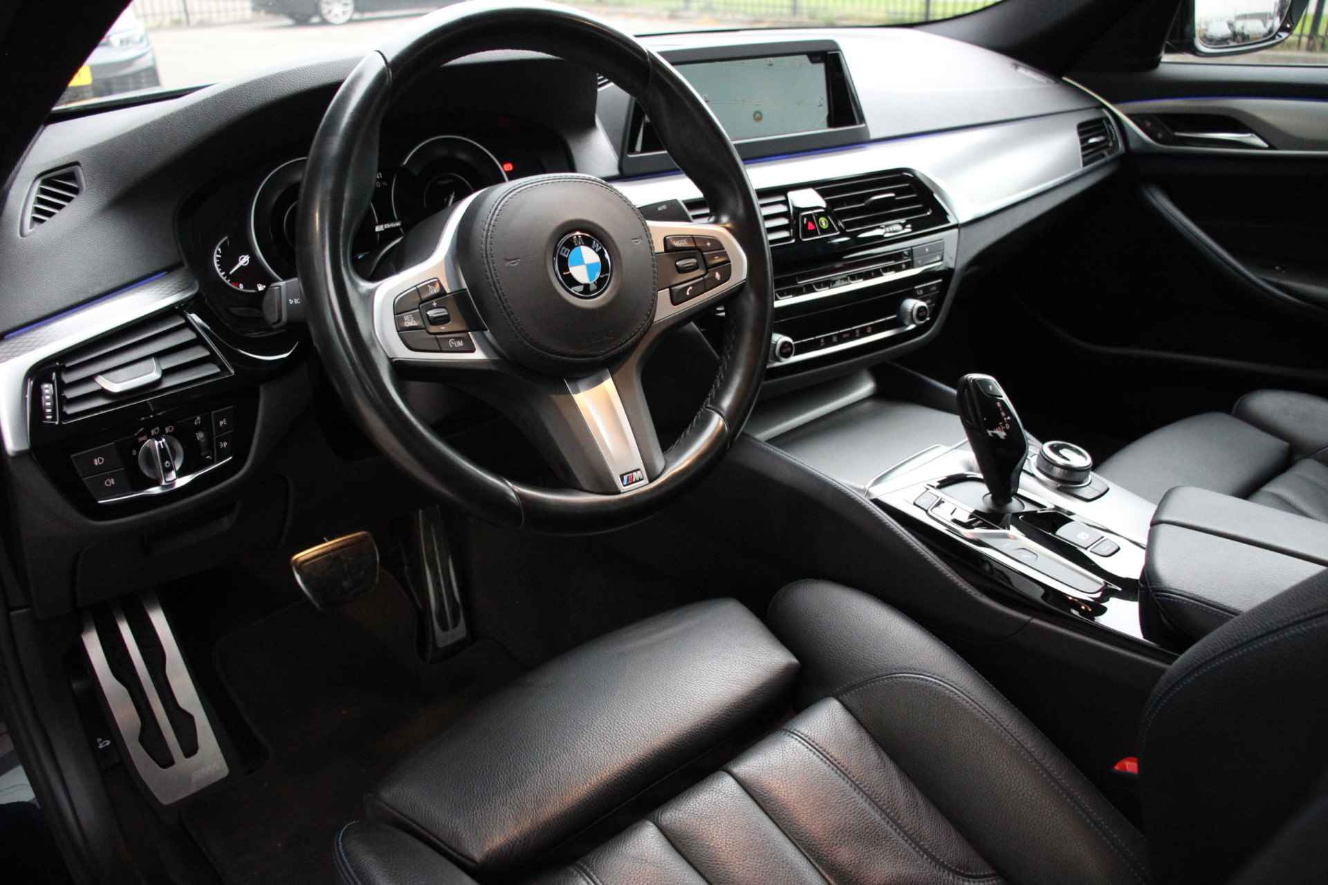 BMW 5 Serie 530e iPerformance Executive | M-Sport | Dealeronderhouden | Orig. NL - 3/42