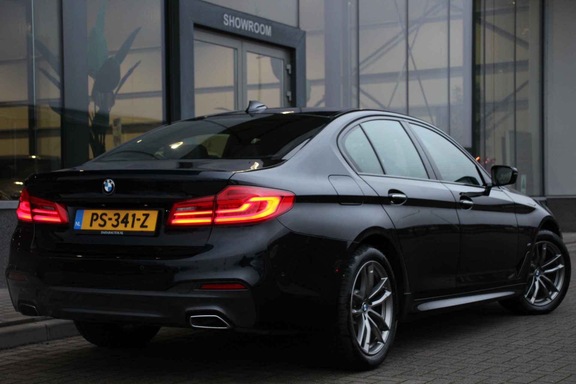 BMW 5 Serie 530e iPerformance Executive | M-Sport | Dealeronderhouden | Orig. NL - 9/42