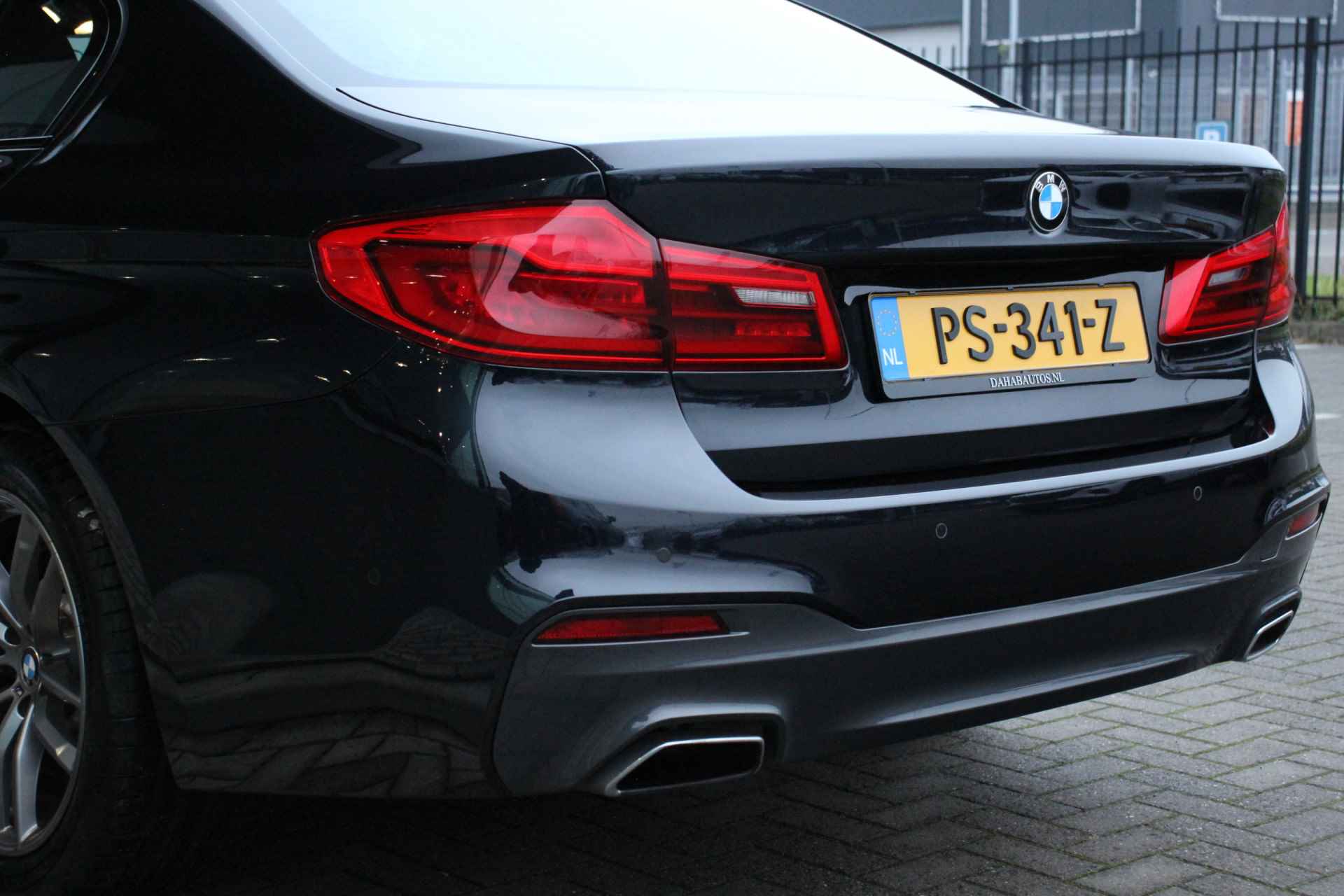 BMW 5 Serie 530e iPerformance Executive | M-Sport | Dealeronderhouden | Orig. NL - 15/42