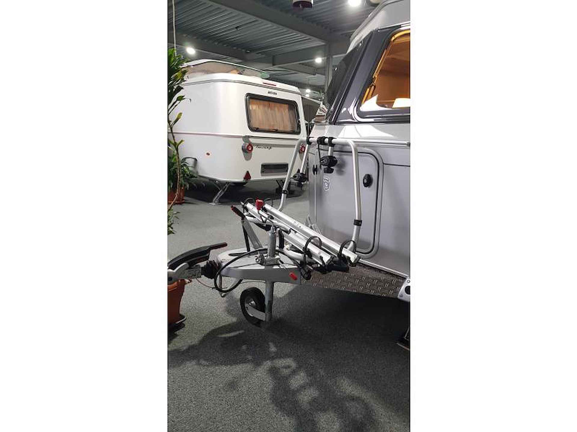 Eriba Touring Troll 530 60-edition, mover+luifel - 12/14