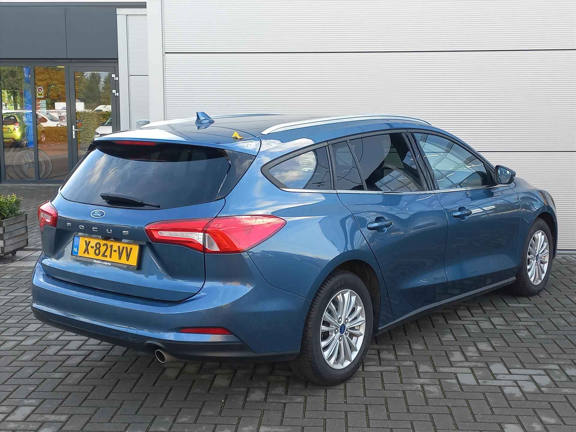 Ford Focus Wagon 1.0T 125pk AUTOMAAT Titanium Business | Climate control | Navigatie | Winterpack | Lm velgen | Camera - 4/48