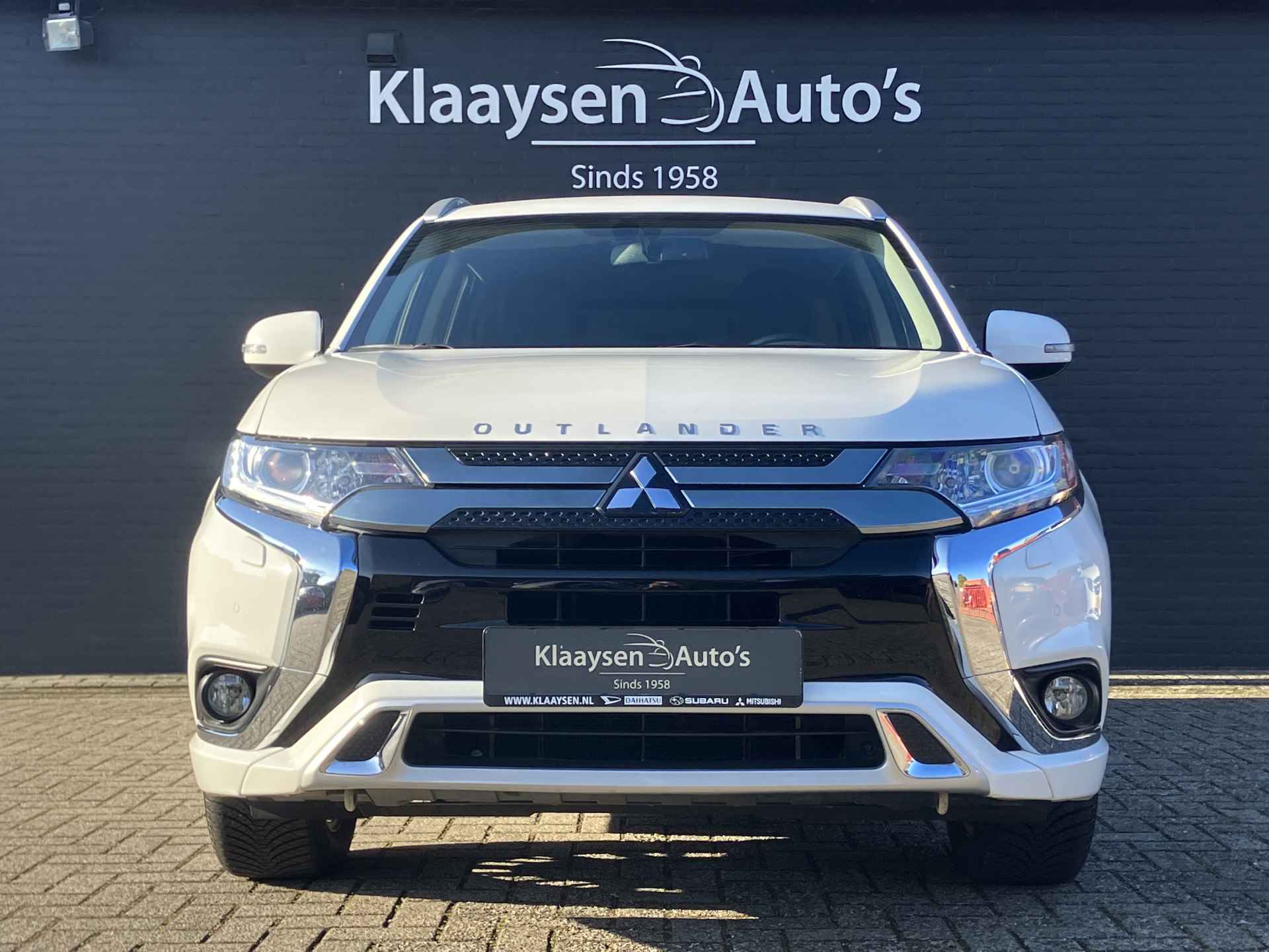 Mitsubishi Outlander 2.4 PHEV Intense 225 pk 4WD AUT. | 1e eigenaar | dealer onderhouden | navi | alcantara | elektr. v. stoel | carplay - 3/38