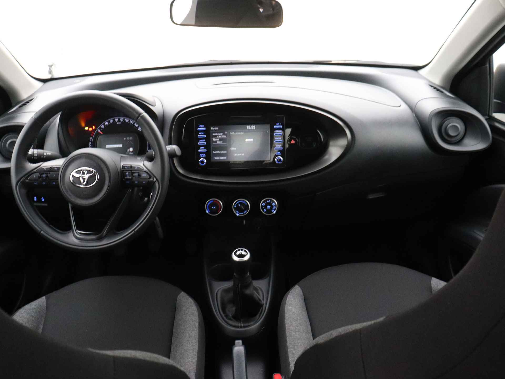 Toyota Aygo X 1.0 VVT-i MT play Airco | Parkeer camera| Adaptive Cruise | - 5/40