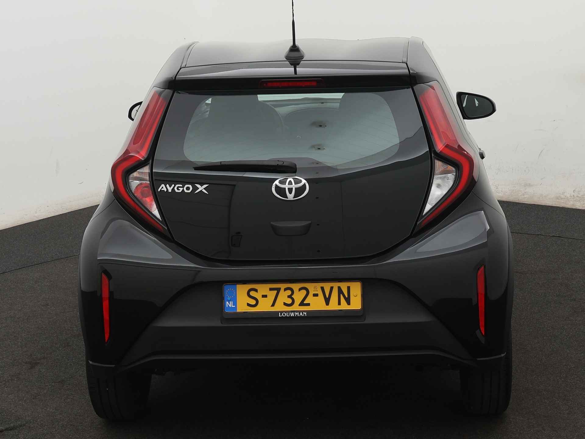 Toyota Aygo X 1.0 VVT-i MT play Airco | Parkeer camera| Adaptive Cruise | - 29/40