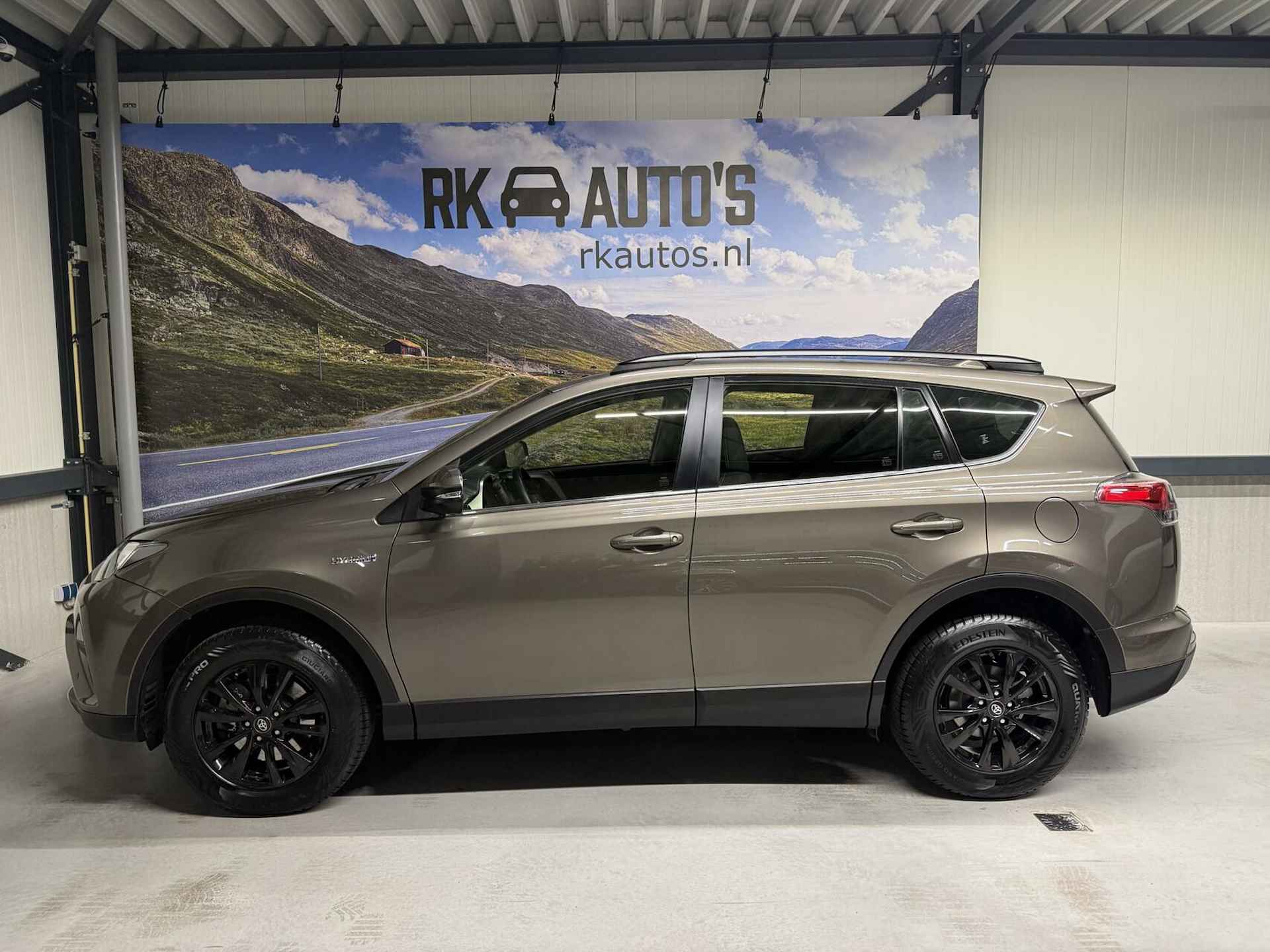 Toyota RAV4 2.5 Hybrid AWD Executive Business - 14/37