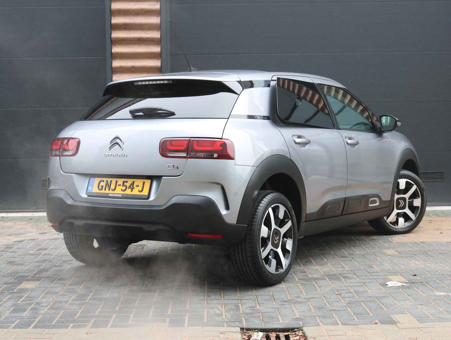 Citroen C4 Cactus 1.2 P.T. Shine 1ste eigenaar | Cruise control | Navigatie | CarPlay & Android Auto | Glazendak |LMV |Climate control | Dodehoekwaarschuwing - 4/42