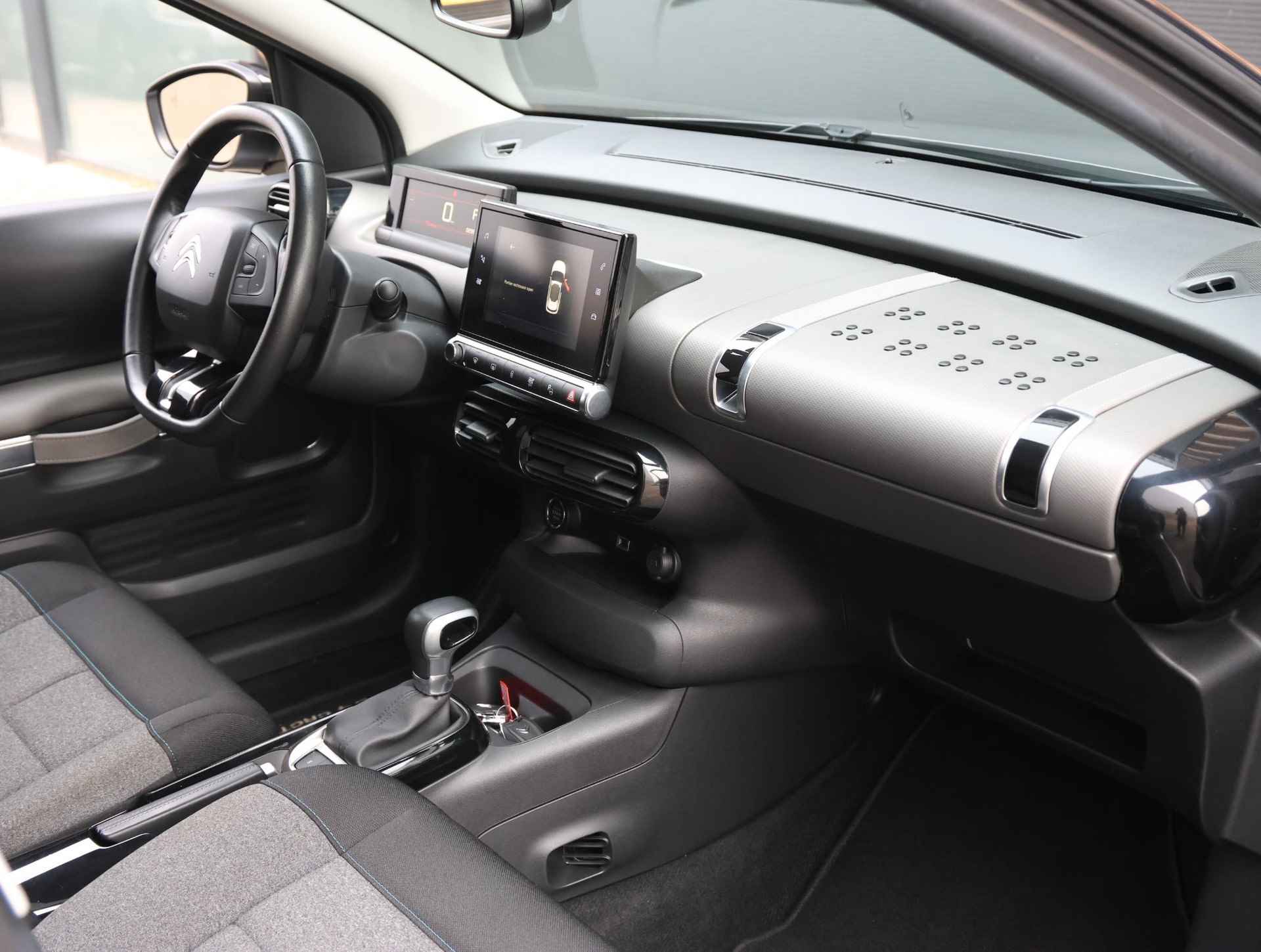 Citroen C4 Cactus 1.2 P.T. Shine 1ste eigenaar | Cruise control | Navigatie | CarPlay & Android Auto | Glazendak |LMV |Climate control | Dodehoekwaarschuwing - 7/42