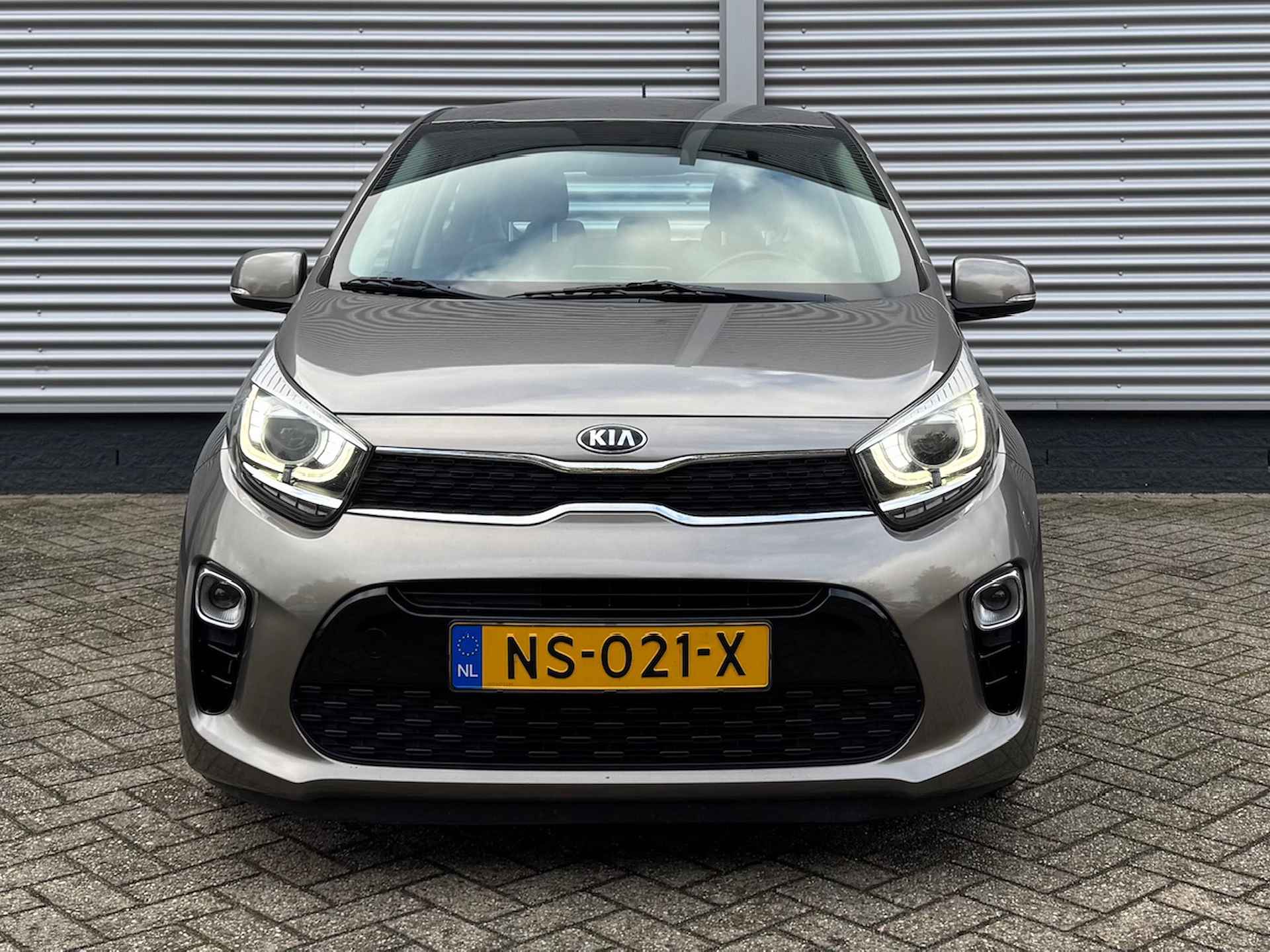 KIA Picanto 1.0 CVVT 67pk 5-zits First Edition | Navigatie | Climate Control | Camera | - 8/41