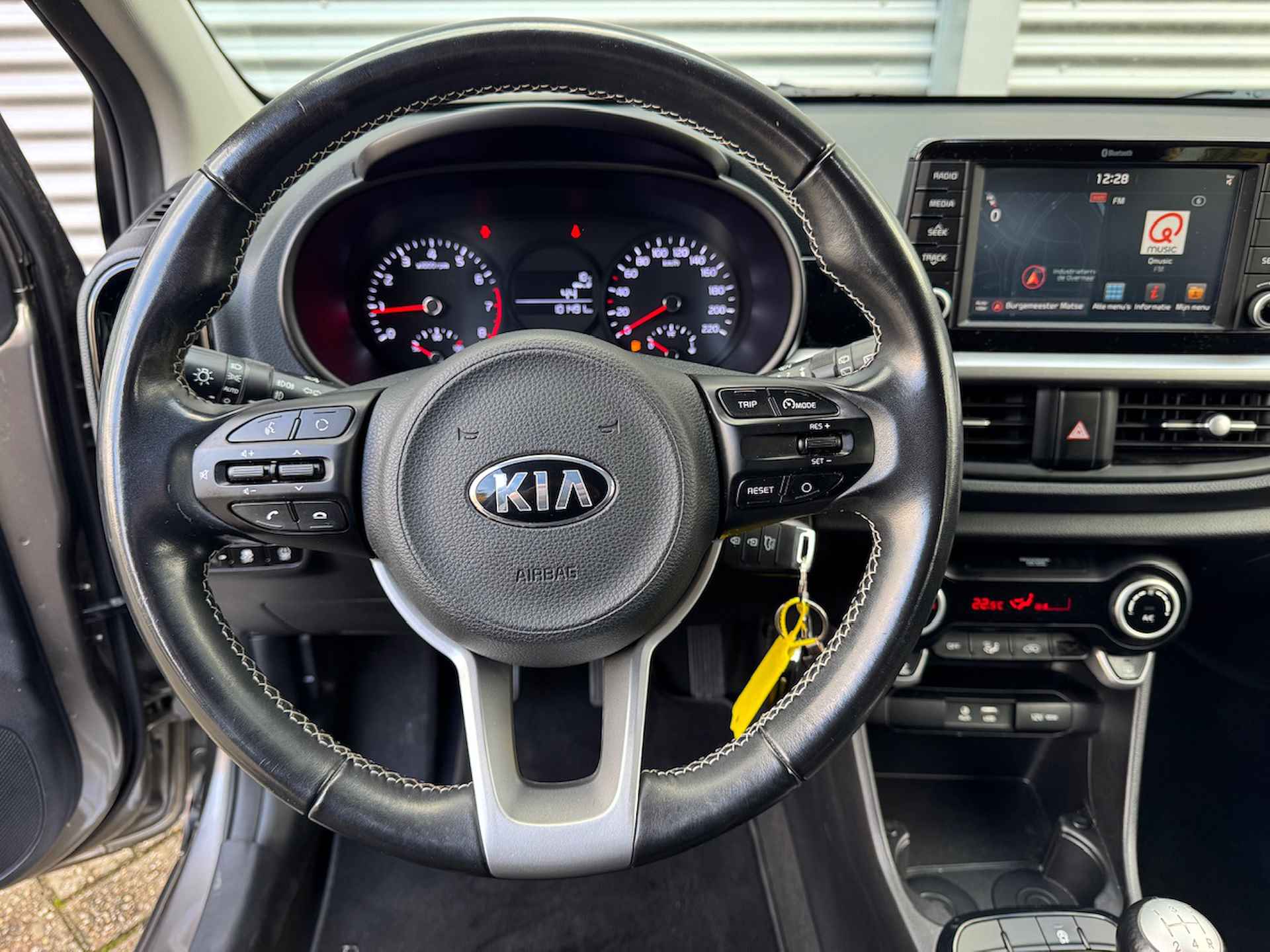 KIA Picanto 1.0 CVVT 67pk 5-zits First Edition | Navigatie | Climate Control | Camera | - 13/41