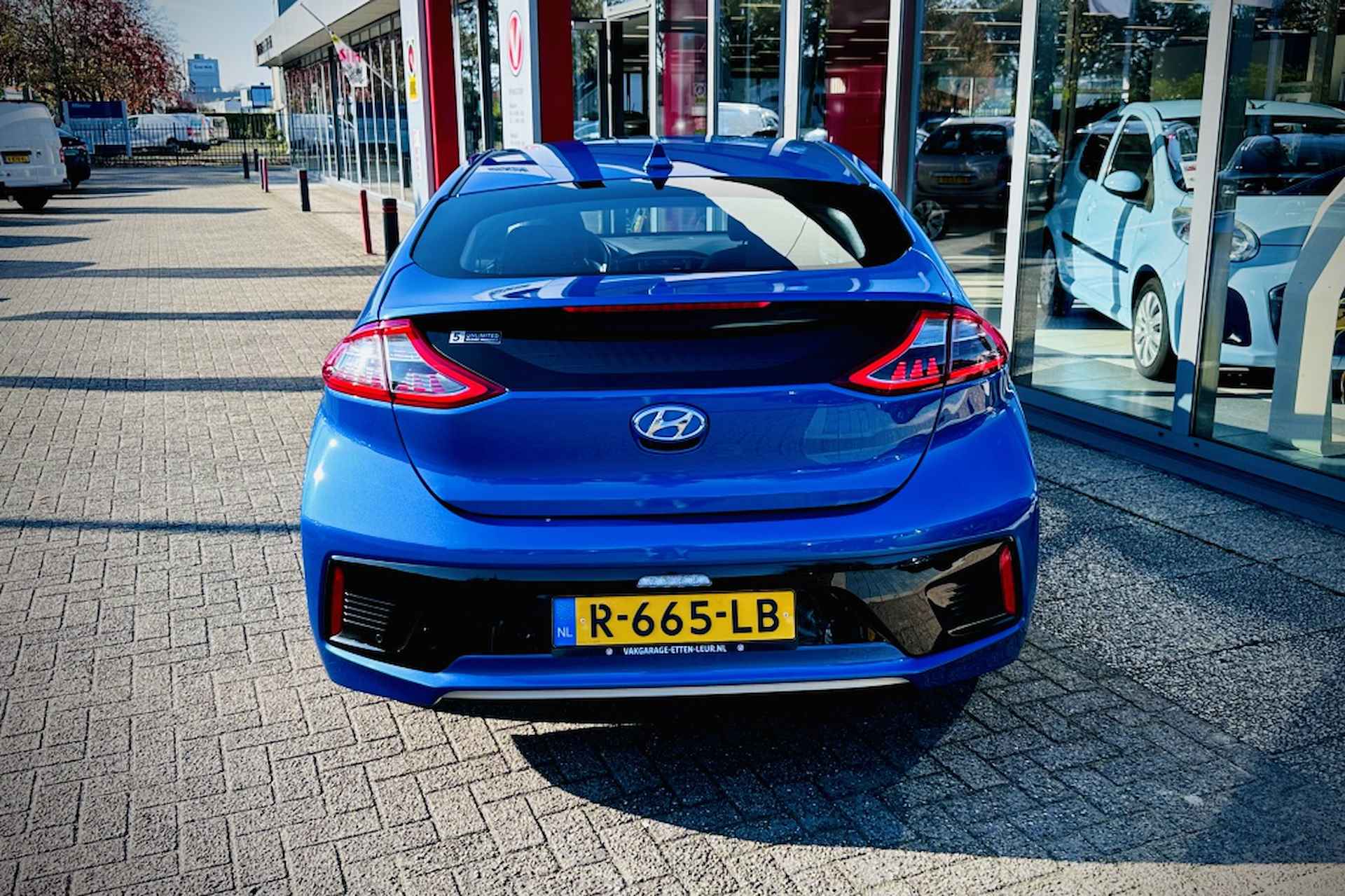 Hyundai IONIQ Comfort EV Electric / TREKHAAK / CAMERA / CLIMATE CON - 9/31