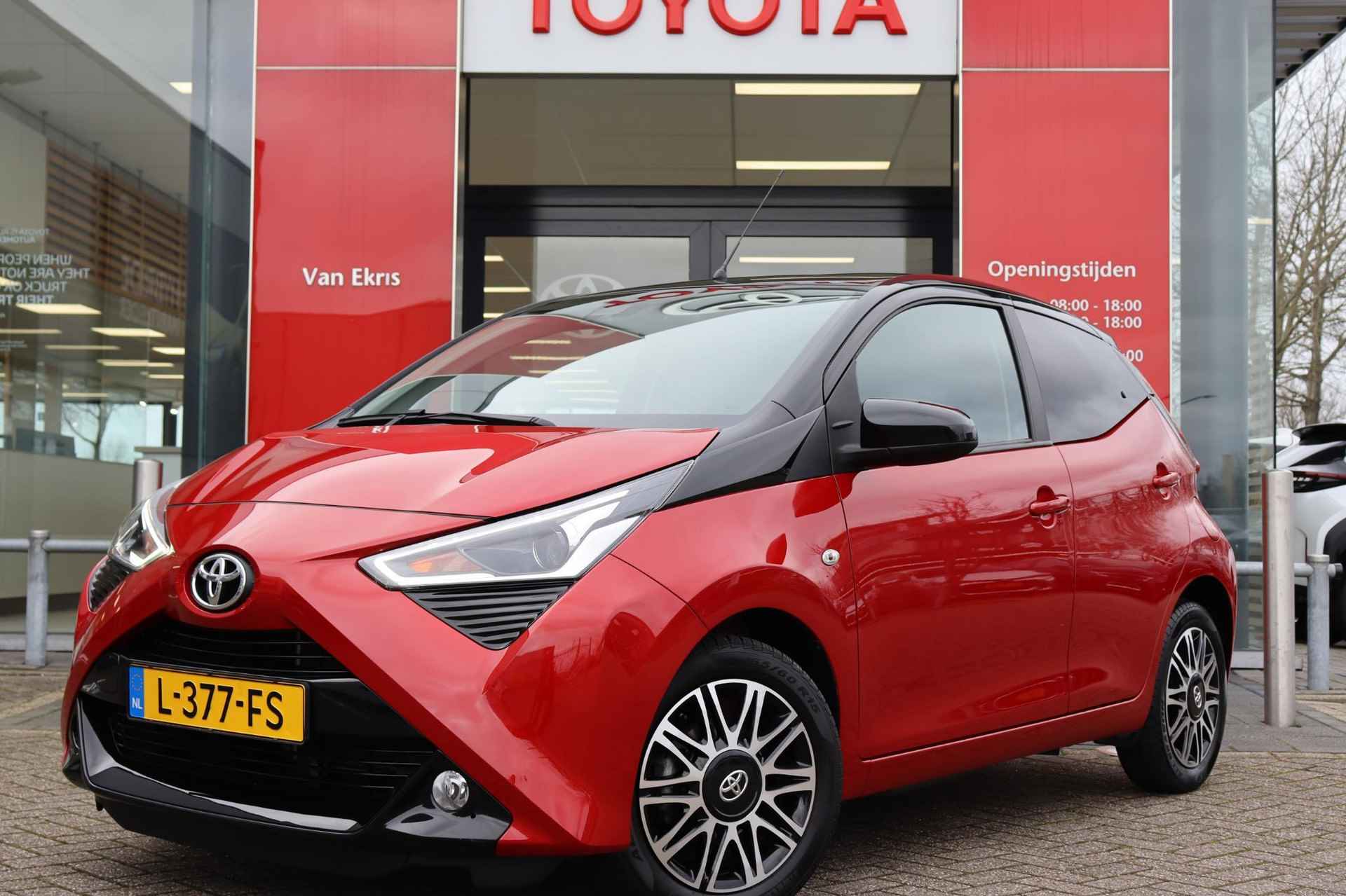 Toyota Aygo 1.0 VVT-i X-Clusiv, Safety Sense - 13/37