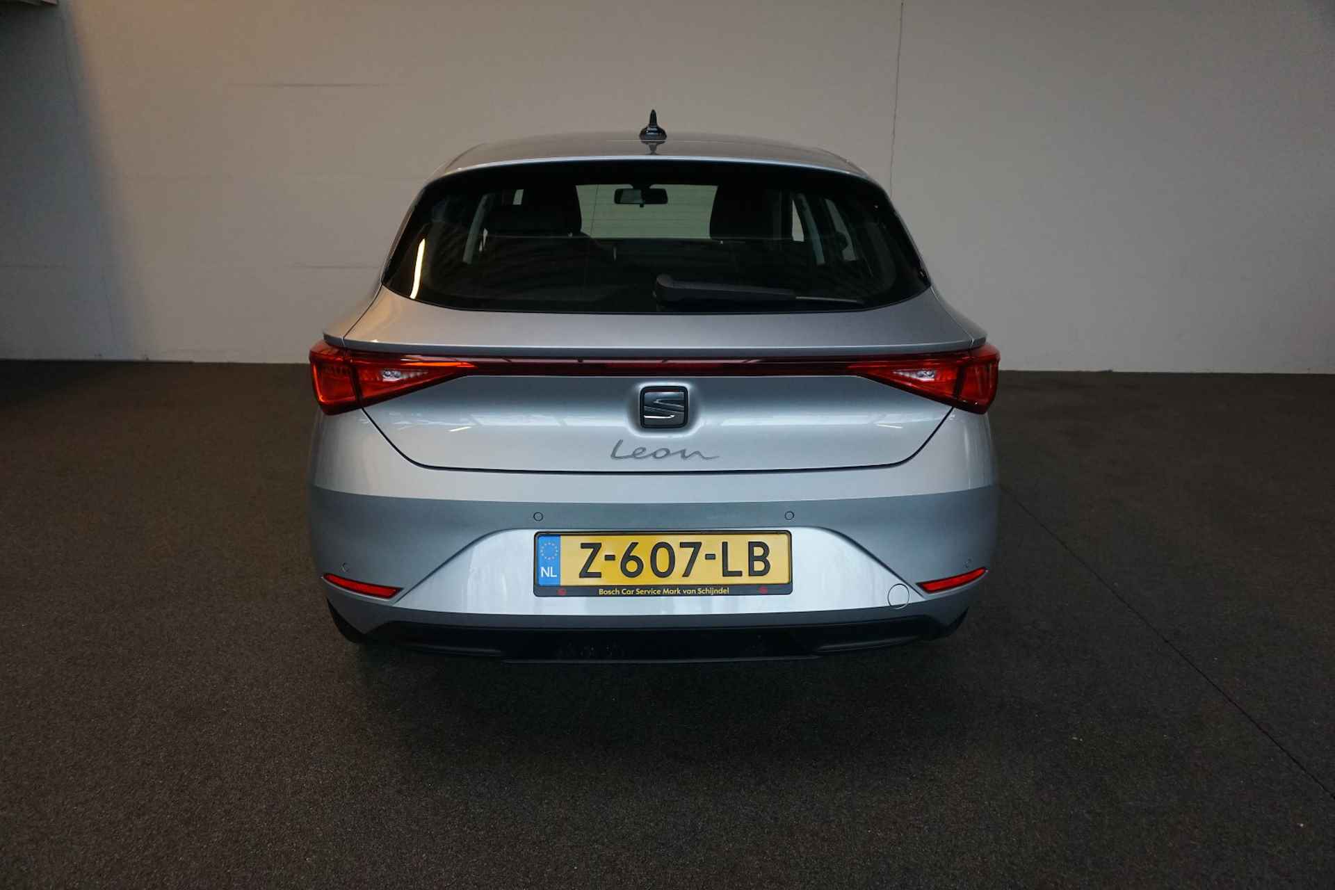 SEAT Leon 1.0 eTSI 110pk DSG-7 Style Business Intense - 4/40