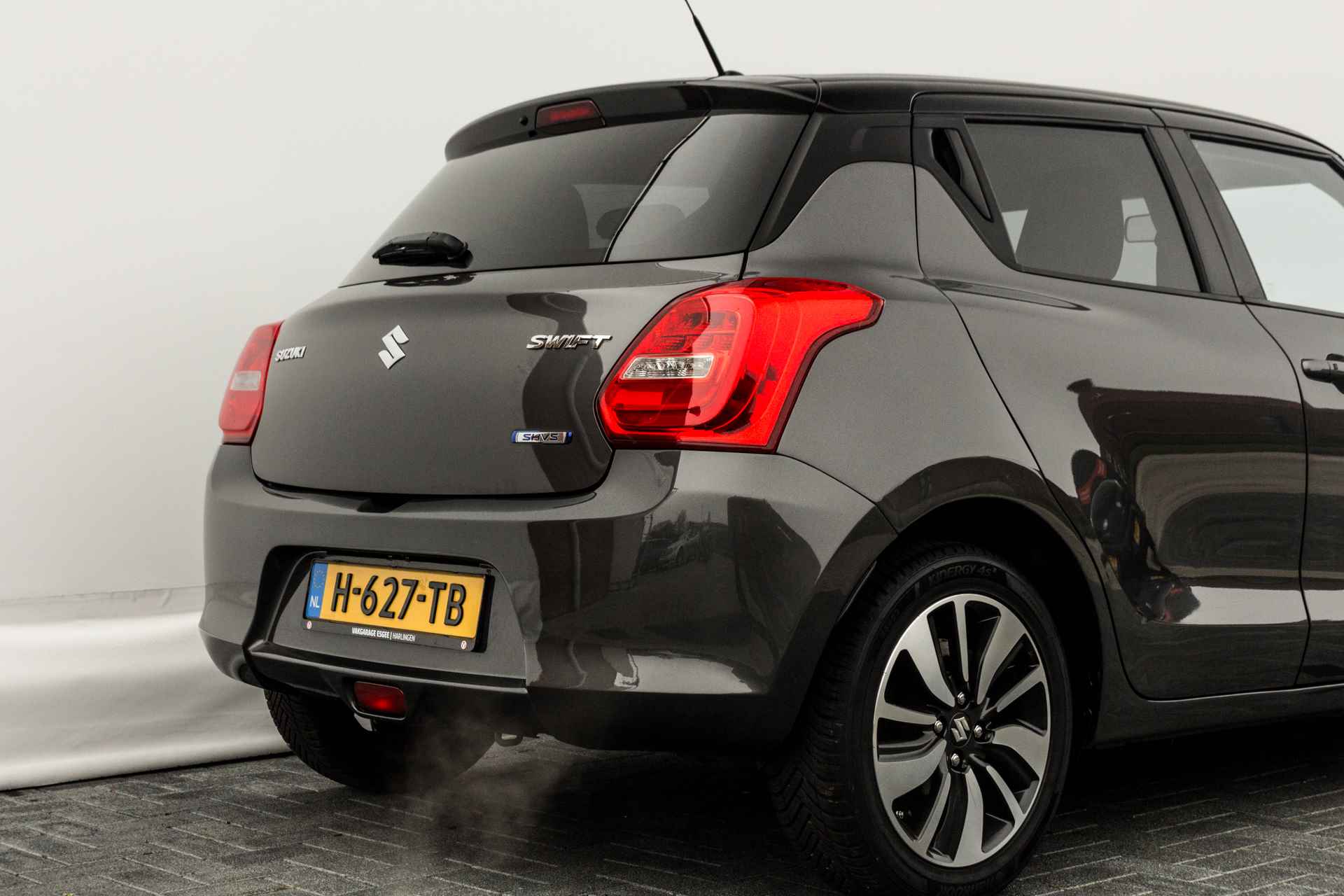 Suzuki Swift 1.0 112 PK Stijl Smart Hybrid RIJKLAAR INCL: GARANTIE | Clima | 16 inch Lmv | Cr control | Navigatie | Stoel Verm | - 30/35