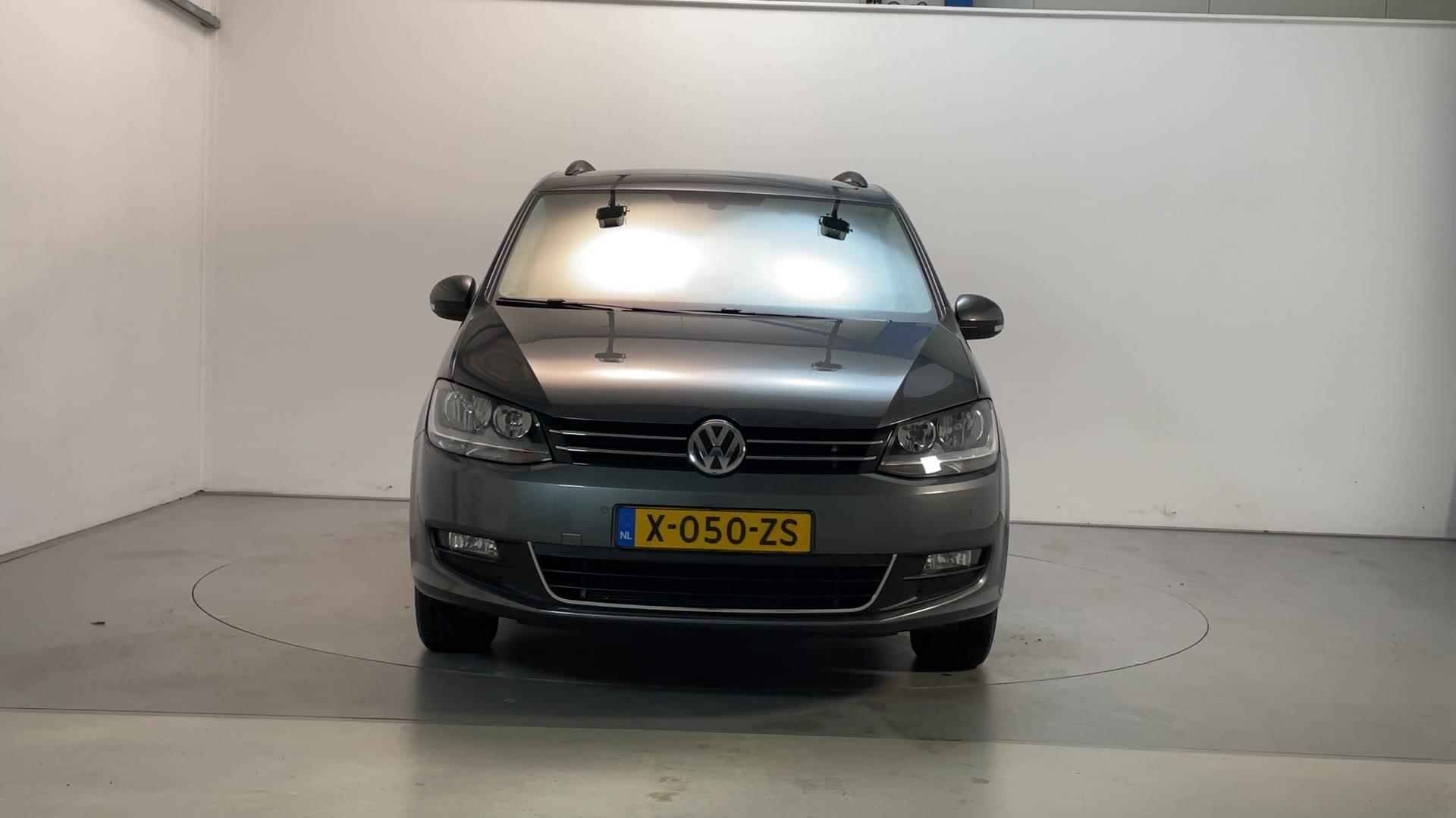 Volkswagen Sharan 1.4 TSI 150pk DSG 7p Exclusive Series Navigatie Parkeersensoren Stoelverwarming - 15/27