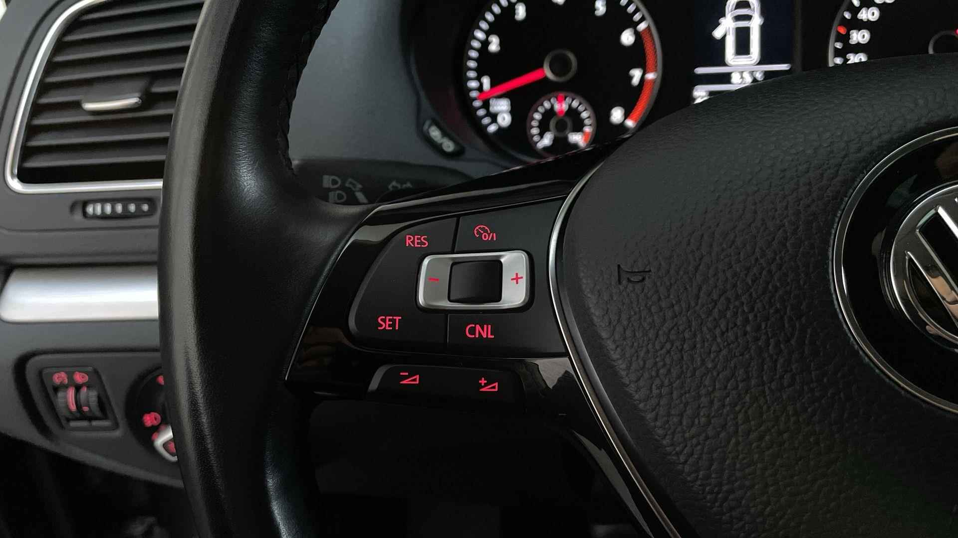 Volkswagen Sharan 1.4 TSI 150pk DSG 7p Exclusive Series Navigatie Parkeersensoren Stoelverwarming - 17/27