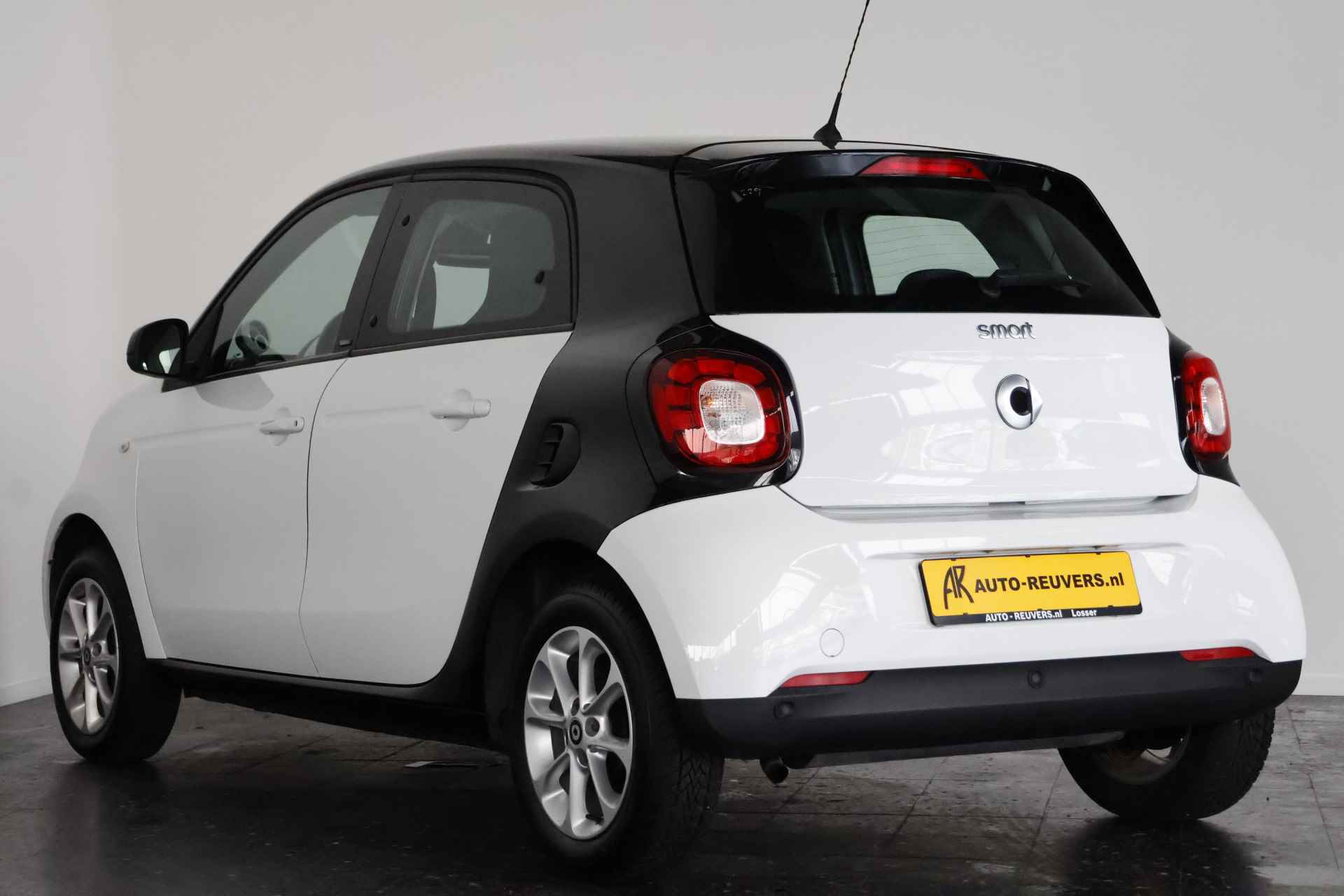 Smart Forfour 1.0 Passion / Clima / Cruisecontrol / Allseason / LMV - 5/26