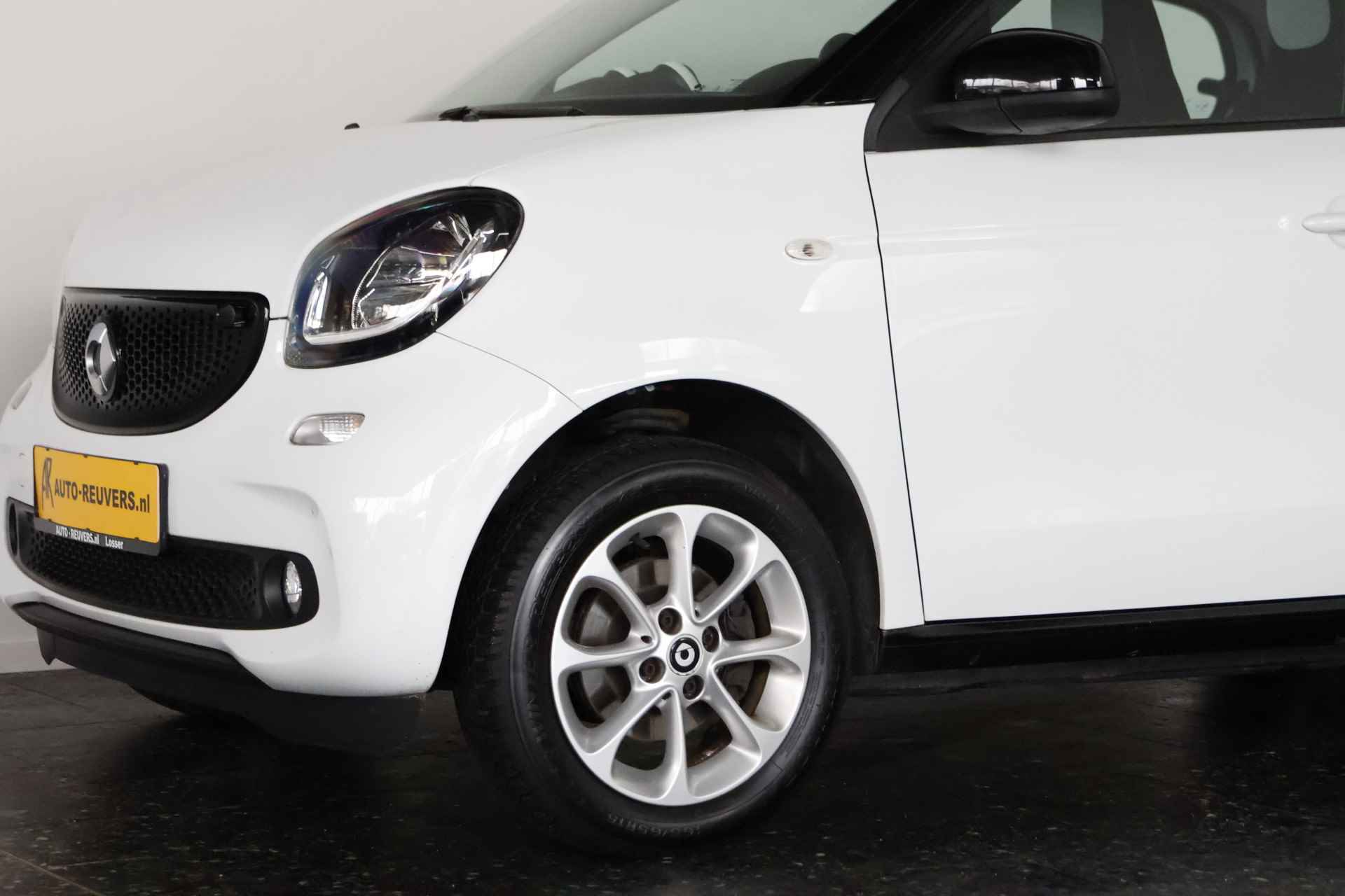 Smart Forfour 1.0 Passion / Clima / Cruisecontrol / Allseason / LMV - 25/26