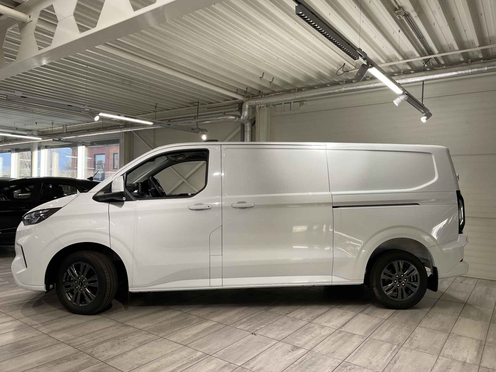 Ford Transit Custom 320 2.0 TDCI L2H1 Limited 170 PK Automaat | 17 inch | Dubbele deur | Driver ass pack - 3/21