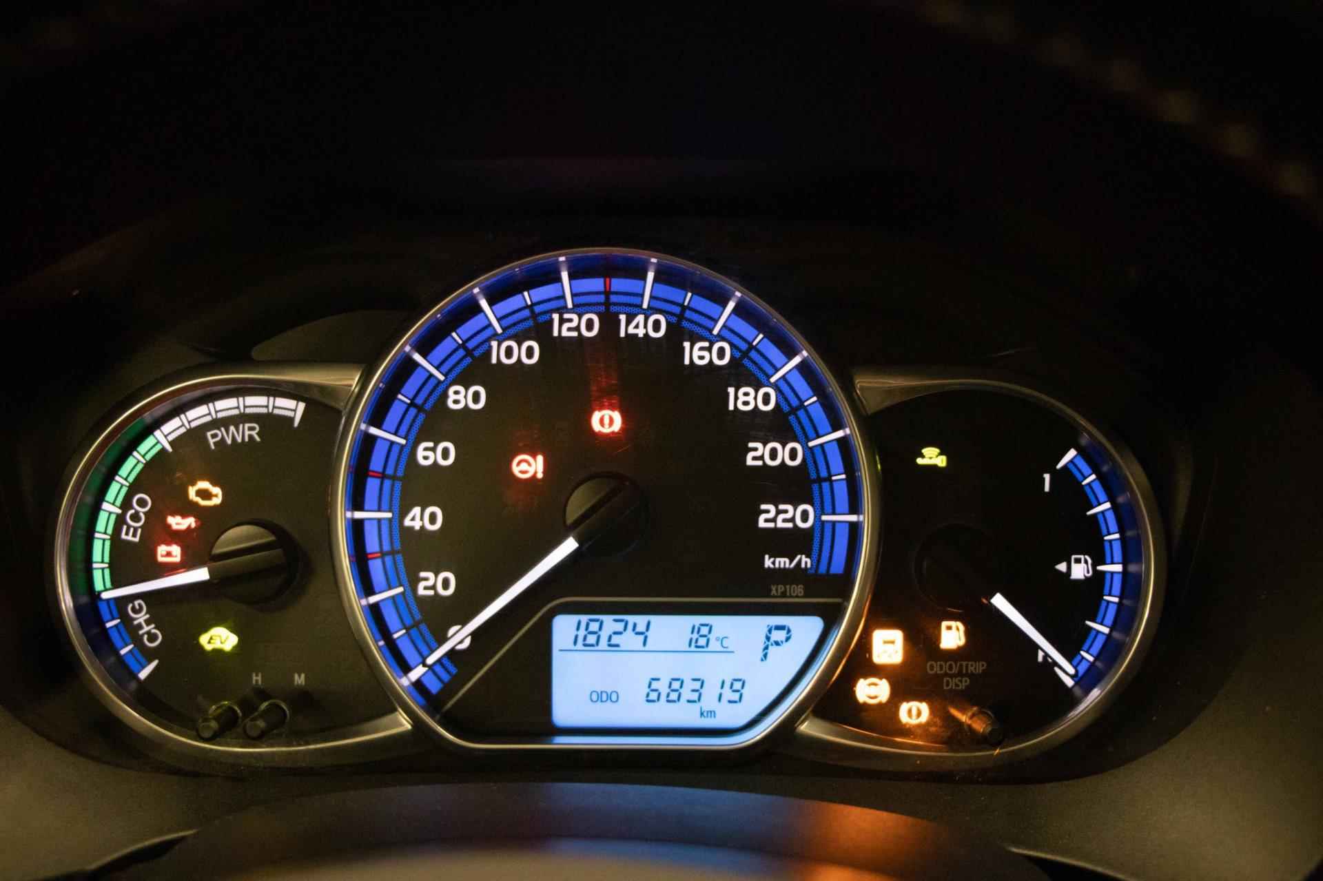 Toyota Yaris 1.5 Hybrid Lease|Navigatie|Camera|Cruise| - 14/28