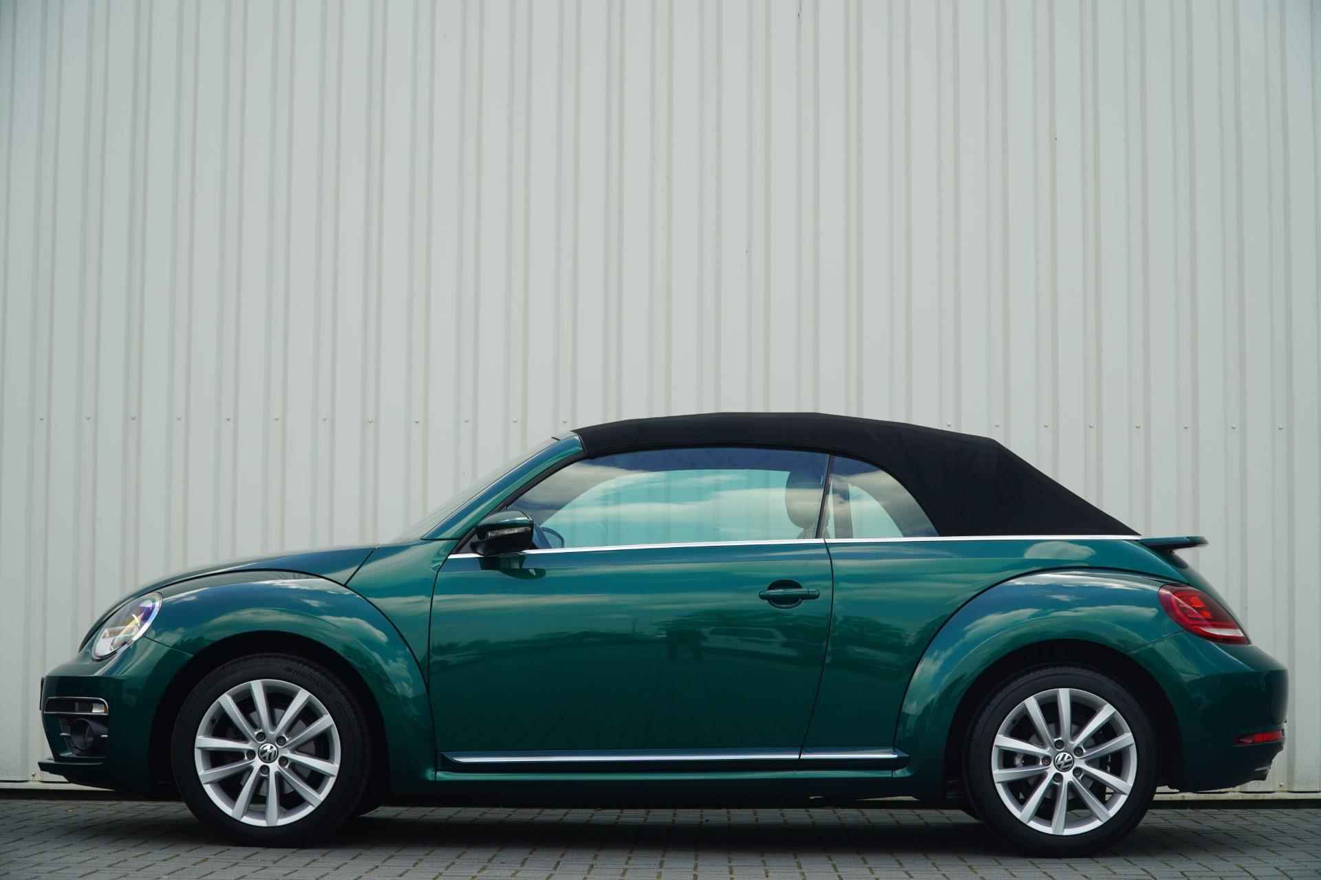 Volkswagen Beetle Cabriolet 1.2 TSI 105pk Exclusive Series | Navigatie | Stoelverwarming | Parkeersensoren - 13/33