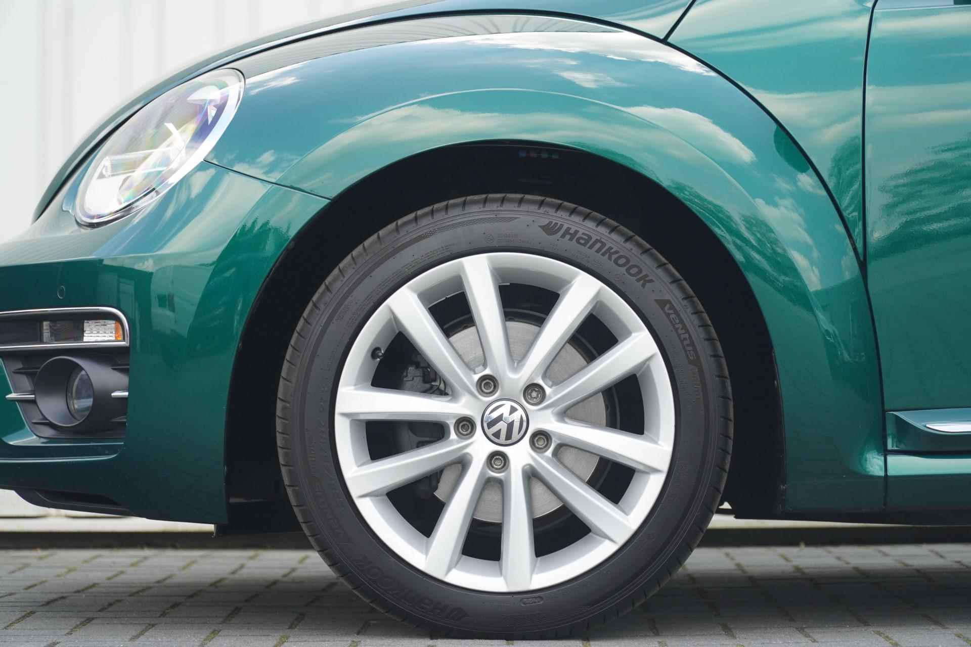 Volkswagen Beetle Cabriolet 1.2 TSI 105pk Exclusive Series | Navigatie | Stoelverwarming | Parkeersensoren - 14/33