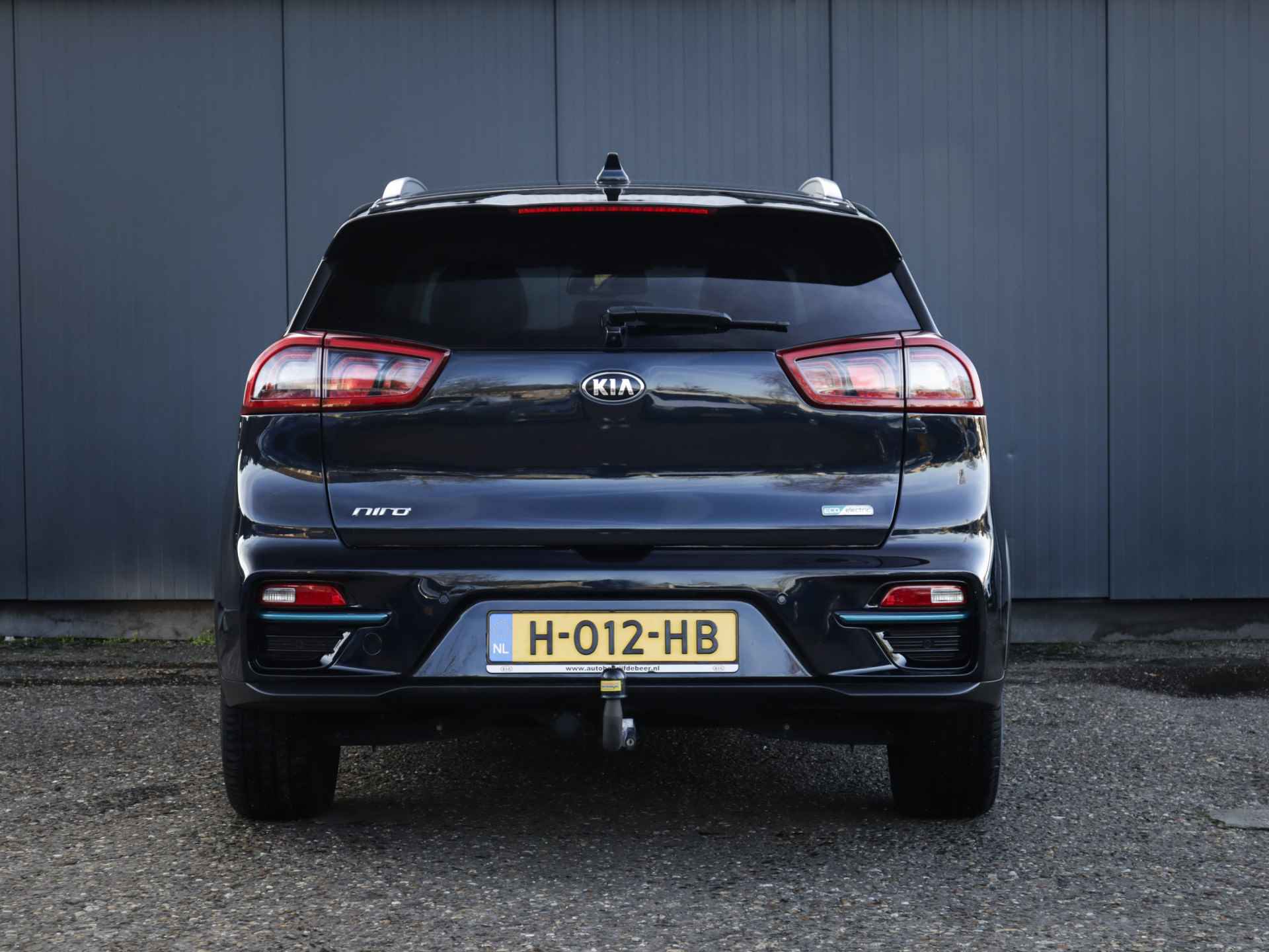 Kia e-Niro ExecutiveLine 64 kWh (204 PK) 1e-Eig, Dealer-Onderh, 12-Mnd-BOVAG, NL-Auto, Leer, Trekhaak, Navigatie/Apple-Carplay/Android-Auto, Adaptieve-Cruisecontrol, Keyless-Entry/Start, Achteruitrijcamera, Parkeersensoren-V+A, Stoe Voorstoelen-Gevent., Premium-Audio, DAB, Stuurverwarming, Licht-ZIcht-Pakket, Lm- Velgen-17Inch, Privacy-Glas - 34/38