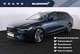 Volvo V90 T6 Recharge AWD Ultimate Dark - Luchtvering - Panorama/schuifdak - IntelliSafe Assist & Surround - 360° Camera - Harman/Kardon audio - Verwarmde voorstoelen, stuur & achterbank - Parkeersensoren voor & achter - Elektr. bedienb. voorstoelen met geheugen - Head up display - Extra getint glas - Elektr. inklapbare trekhaak - 20' LMV