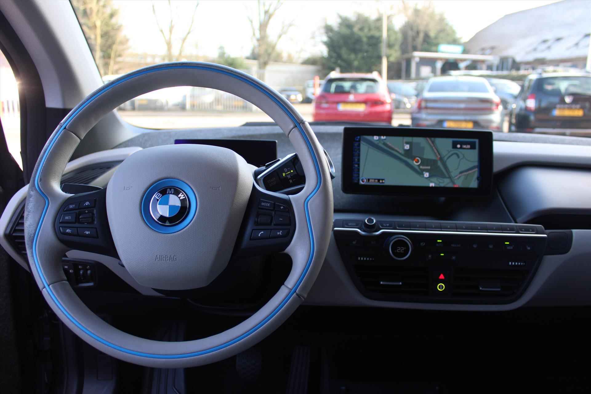 BMW I3 (i01)  Aut i3 *Range Extender* | Navigatie | Camera | Cruise & Climate Control | Bluetooth | Privacy | Full-LED | Super mooi ! | - 8/23