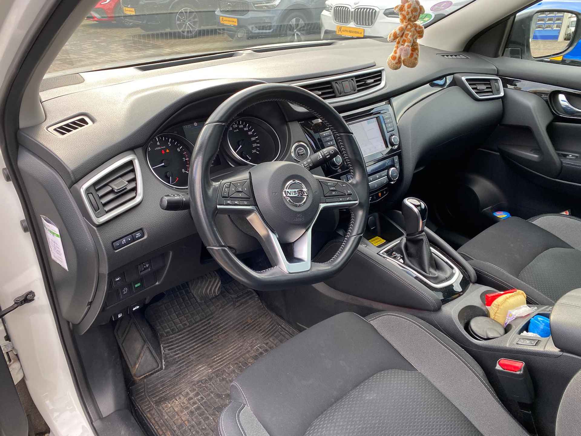 Nissan QASHQAI 1.3 DIG-T N-Connecta 160pk / Pano / Aut / CarPlay / Cam / 4S banden / Trekhaak - 9/13