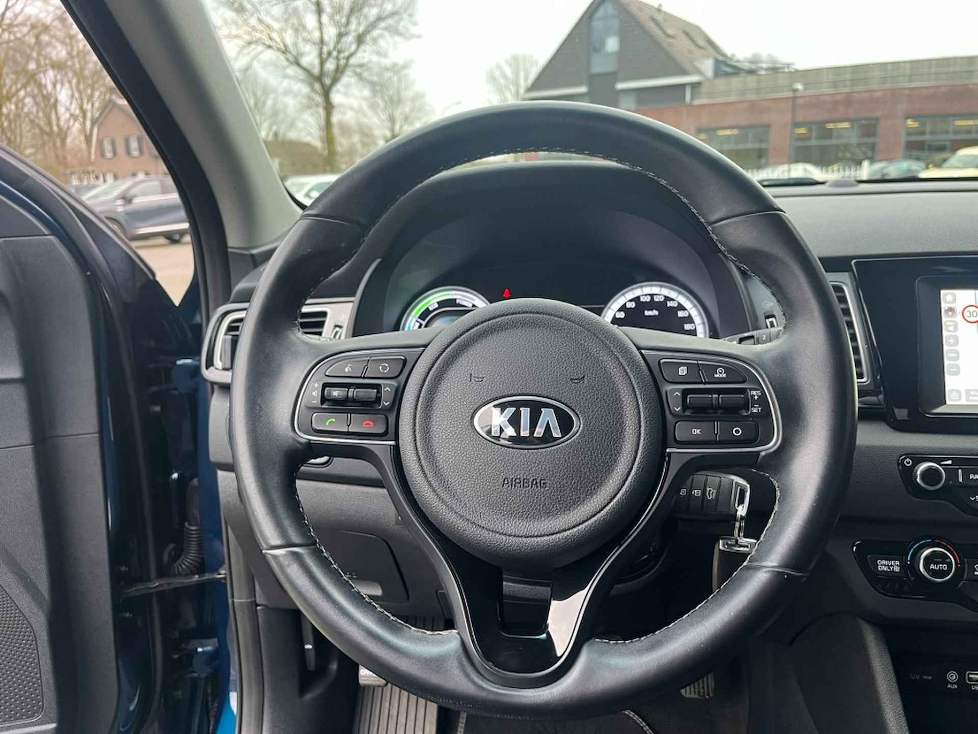 KIA Niro 1.6 GDI Hybride Navi Carplay Camera Led Airco(ECC) - 10/27