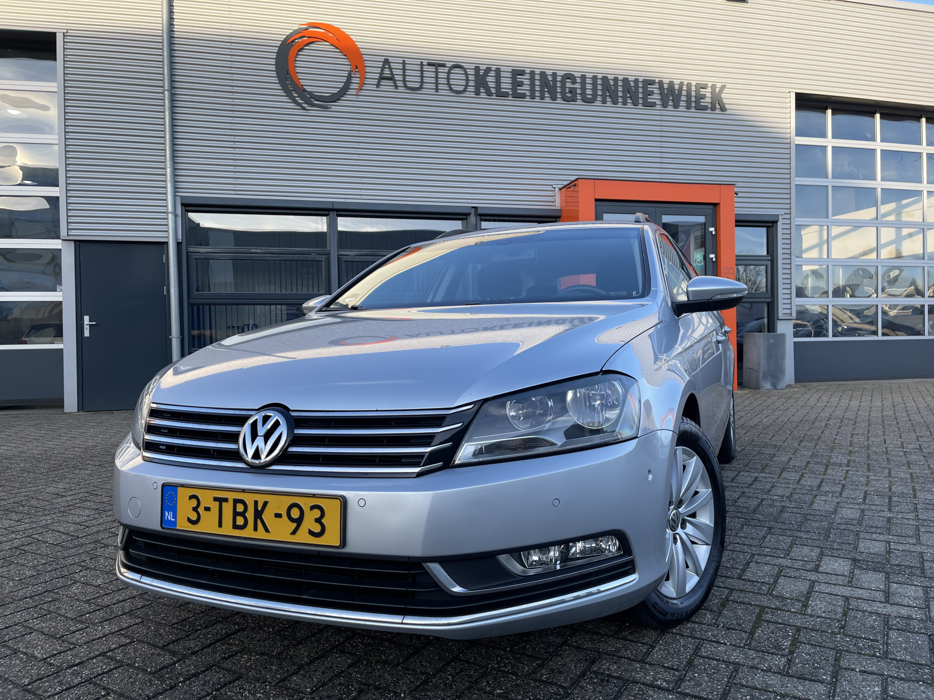 Volkswagen Passat Variant 1.4 TSI Comfortline Executive Edition BlueMotion DSG NL-Auto / Trekhaak wegklapbaar / Winterbandenset / Navi / Camera / bij viaBOVAG.nl