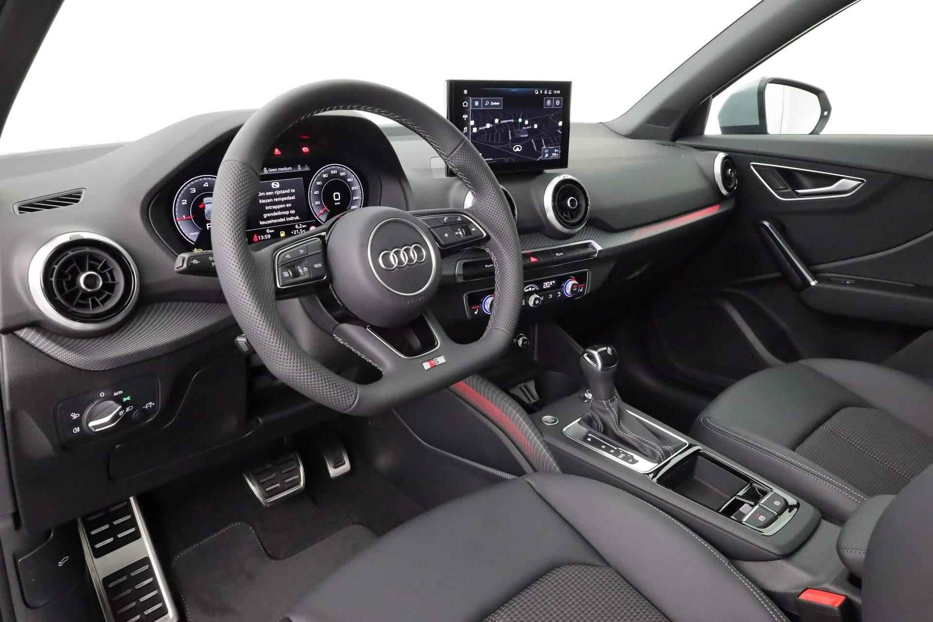 Audi Q2 S Edition 35 TFSI 150 pk | Glazen panoramadak | Assistentiepakket Parking | Comfortsleutel | - 2/41
