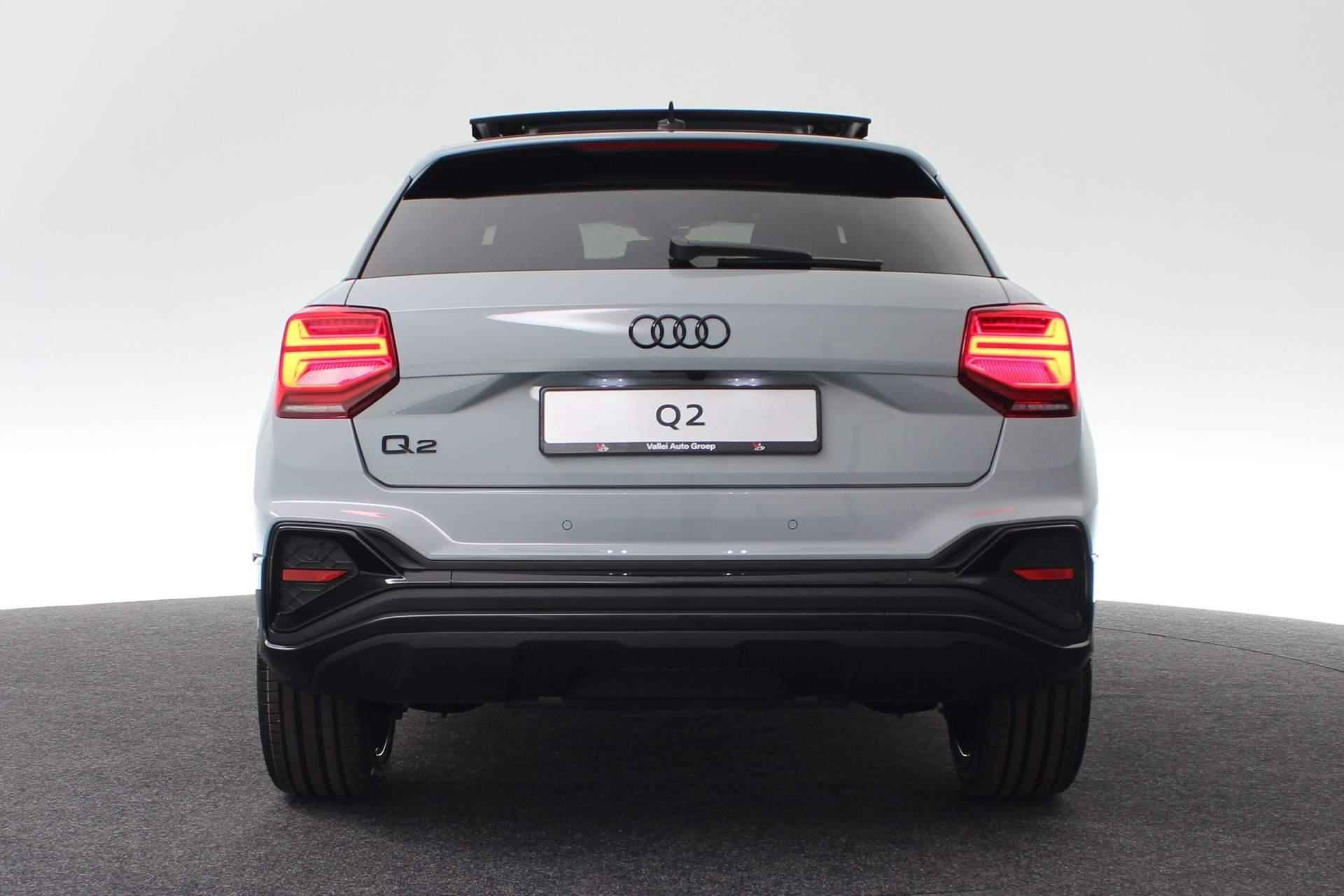 Audi Q2 S Edition 35 TFSI 150 pk | Glazen panoramadak | Assistentiepakket Parking | Comfortsleutel | - 20/41