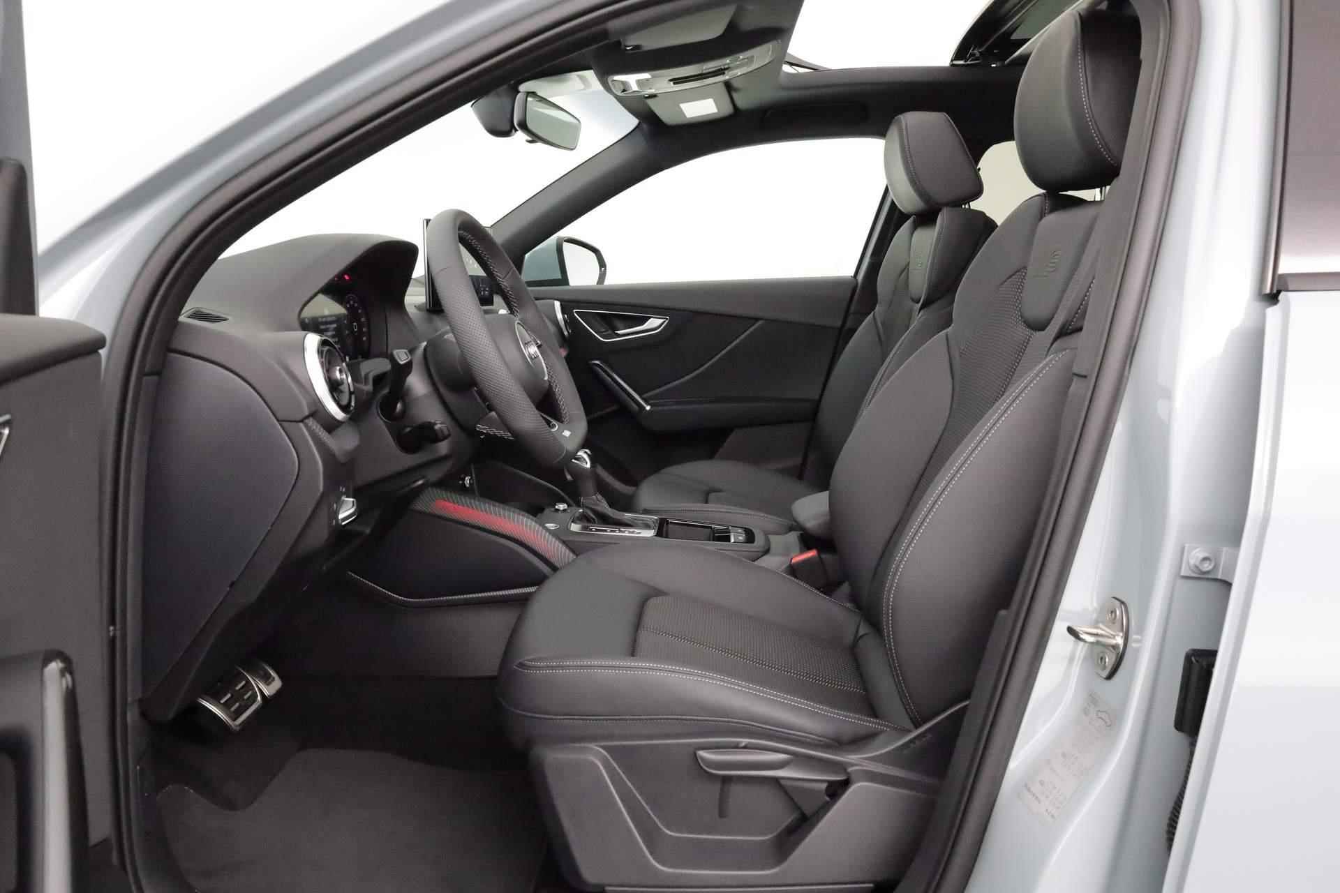 Audi Q2 S Edition 35 TFSI 150 pk | Glazen panoramadak | Assistentiepakket Parking | Comfortsleutel | - 24/41