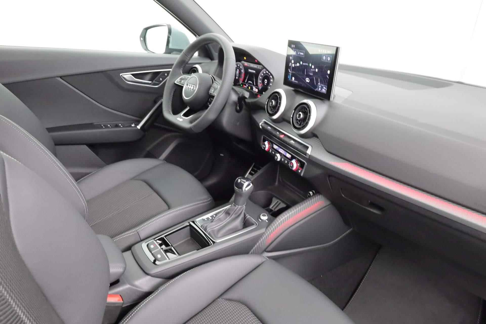 Audi Q2 S Edition 35 TFSI 150 pk | Glazen panoramadak | Assistentiepakket Parking | Comfortsleutel | - 38/41