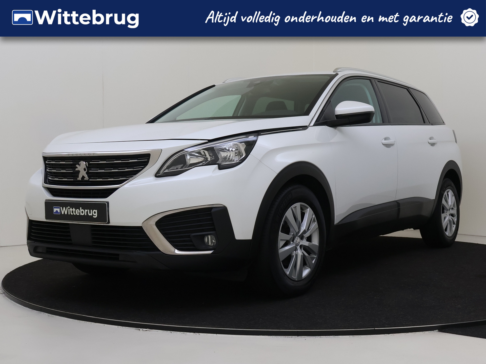 Peugeot 5008 1.2 PureTech 130PK Blue Lease Executive Automaat | Navigatie | Camera | 7-Zits |