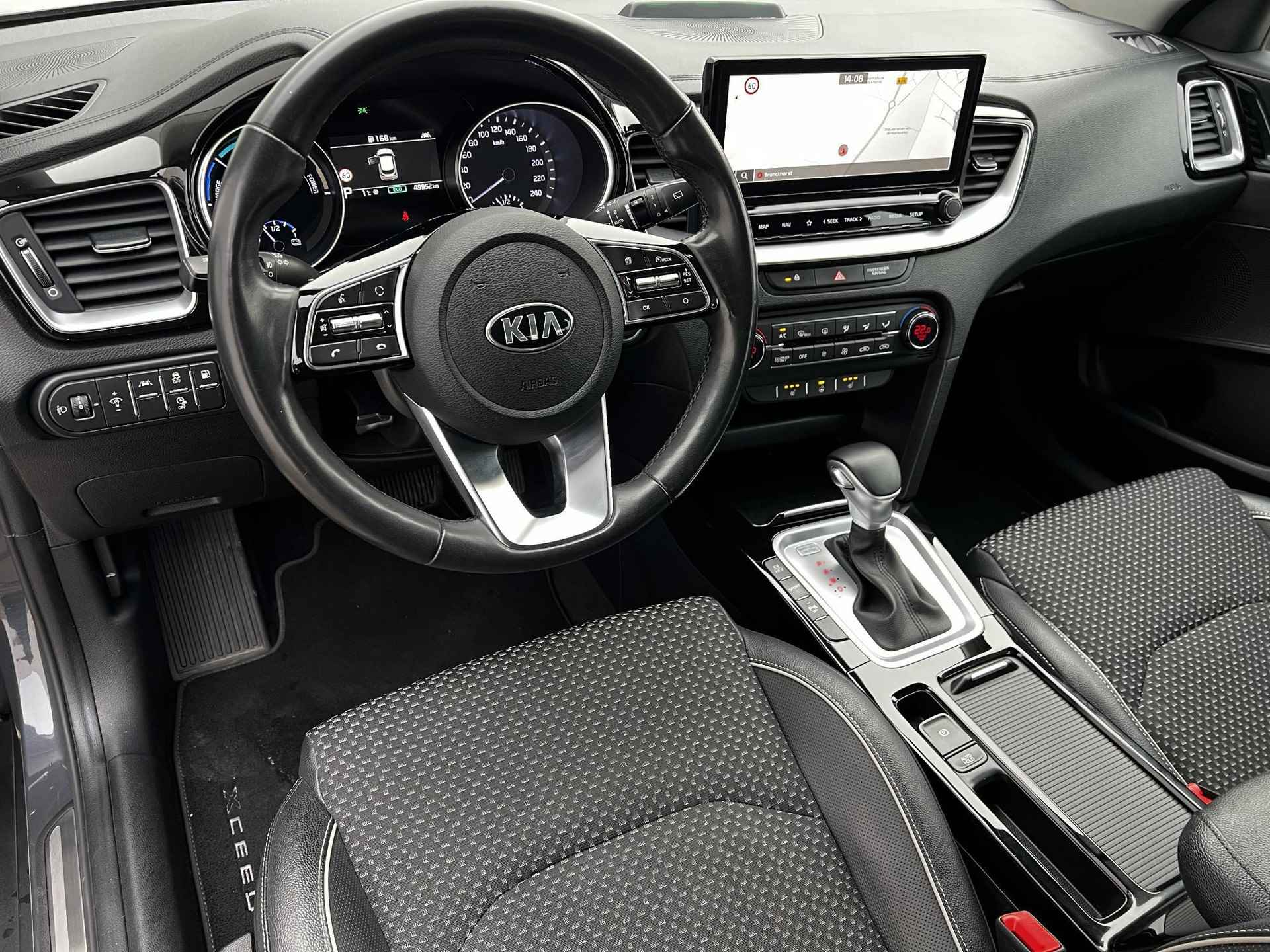 Kia XCeed 1.6 GDi PHEV DynamicLine Automaat / Dealer onderhouden / / EAER bereik 48 km / Navigatie / Stuur- en stoelverwarming / Apple Carplay Android / - 23/51